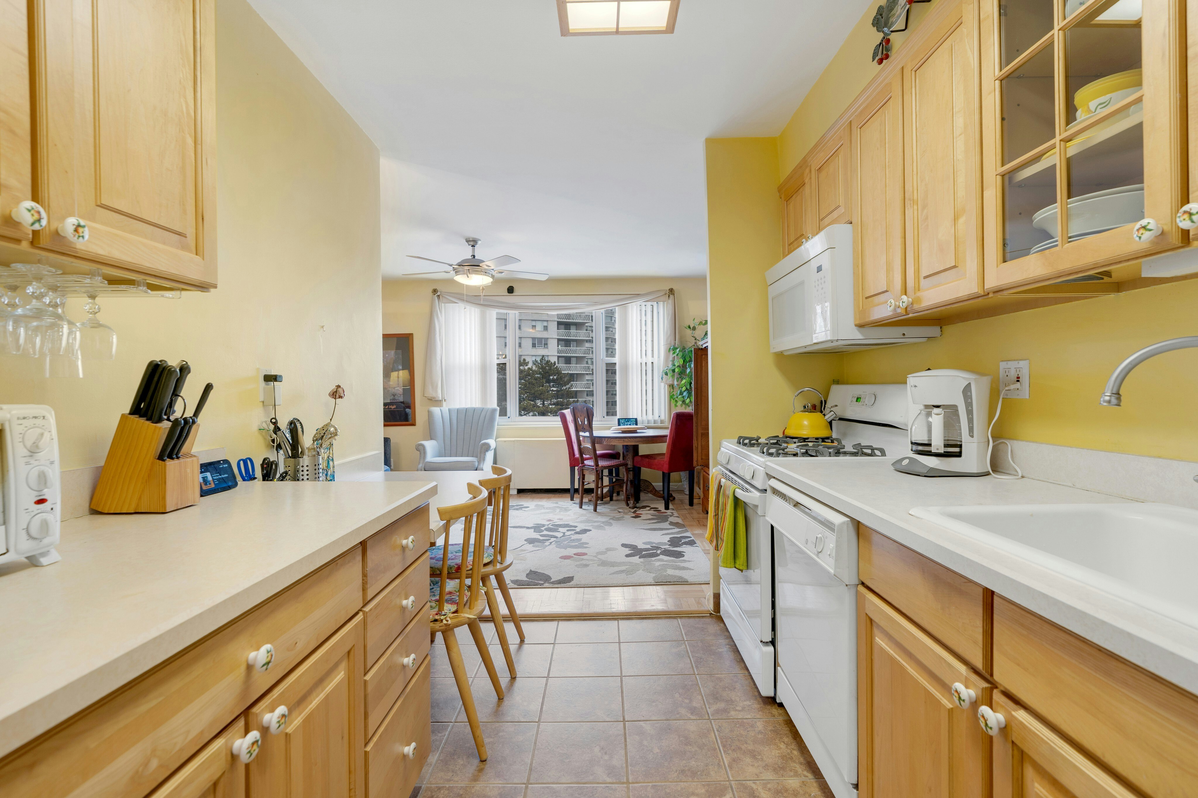 2000 Linwood Avenue 5A