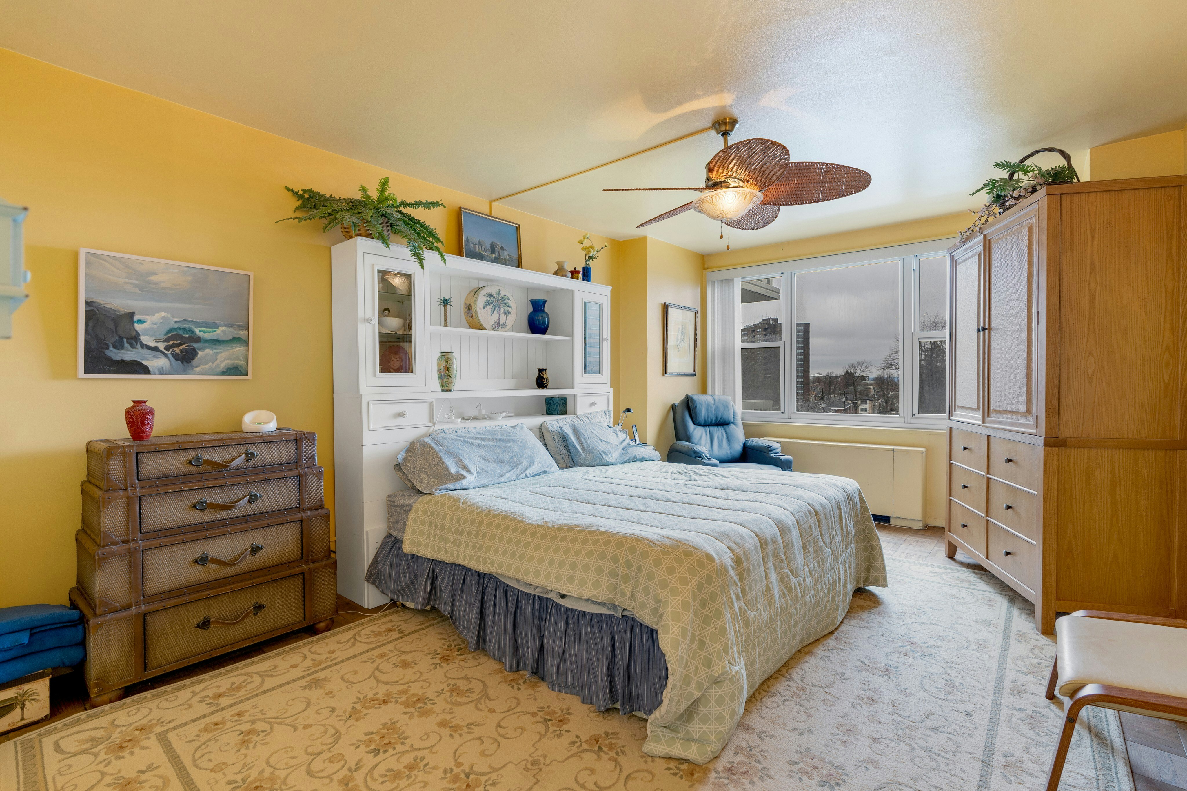 2000 Linwood Avenue 5A