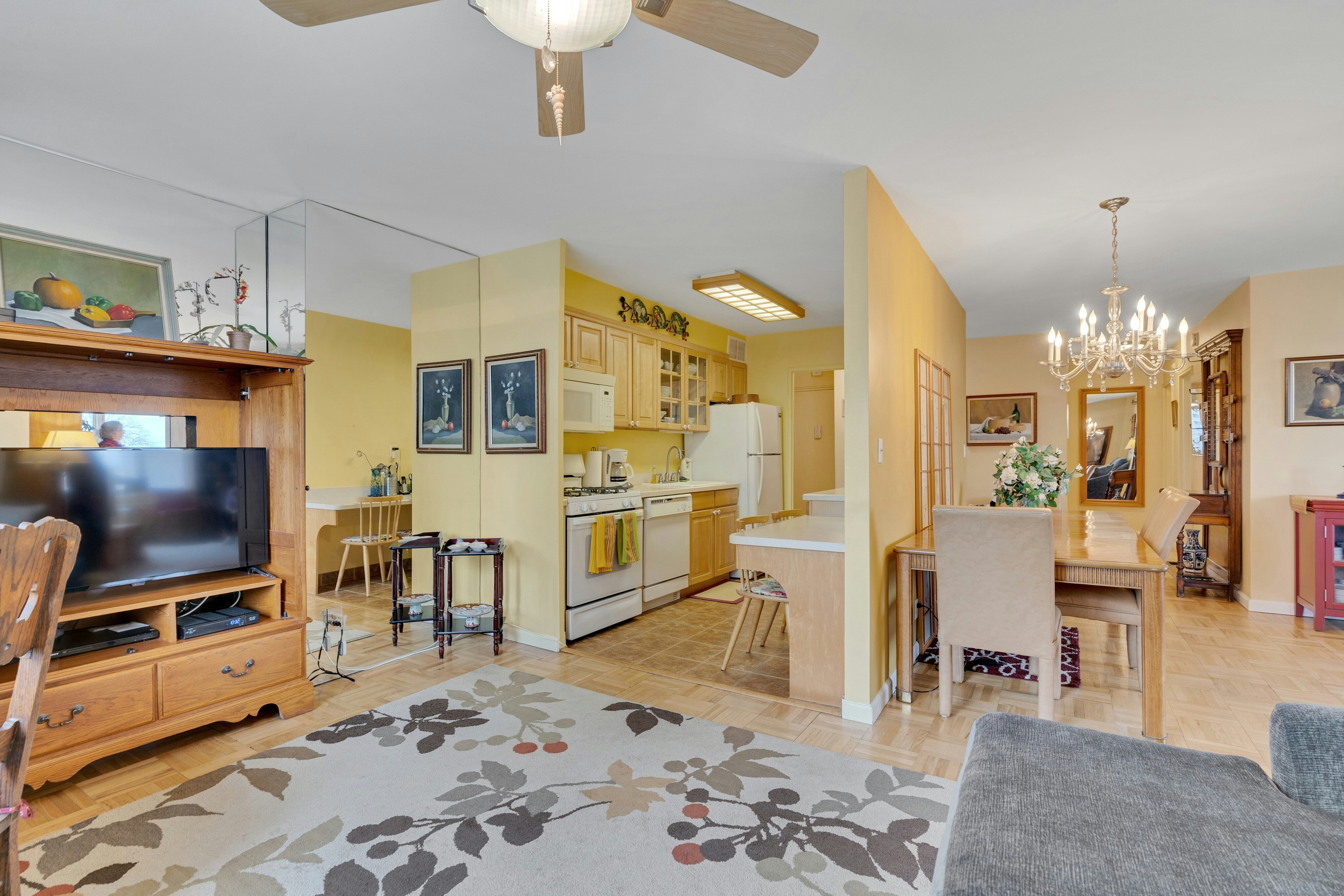 2000 Linwood Avenue 5A