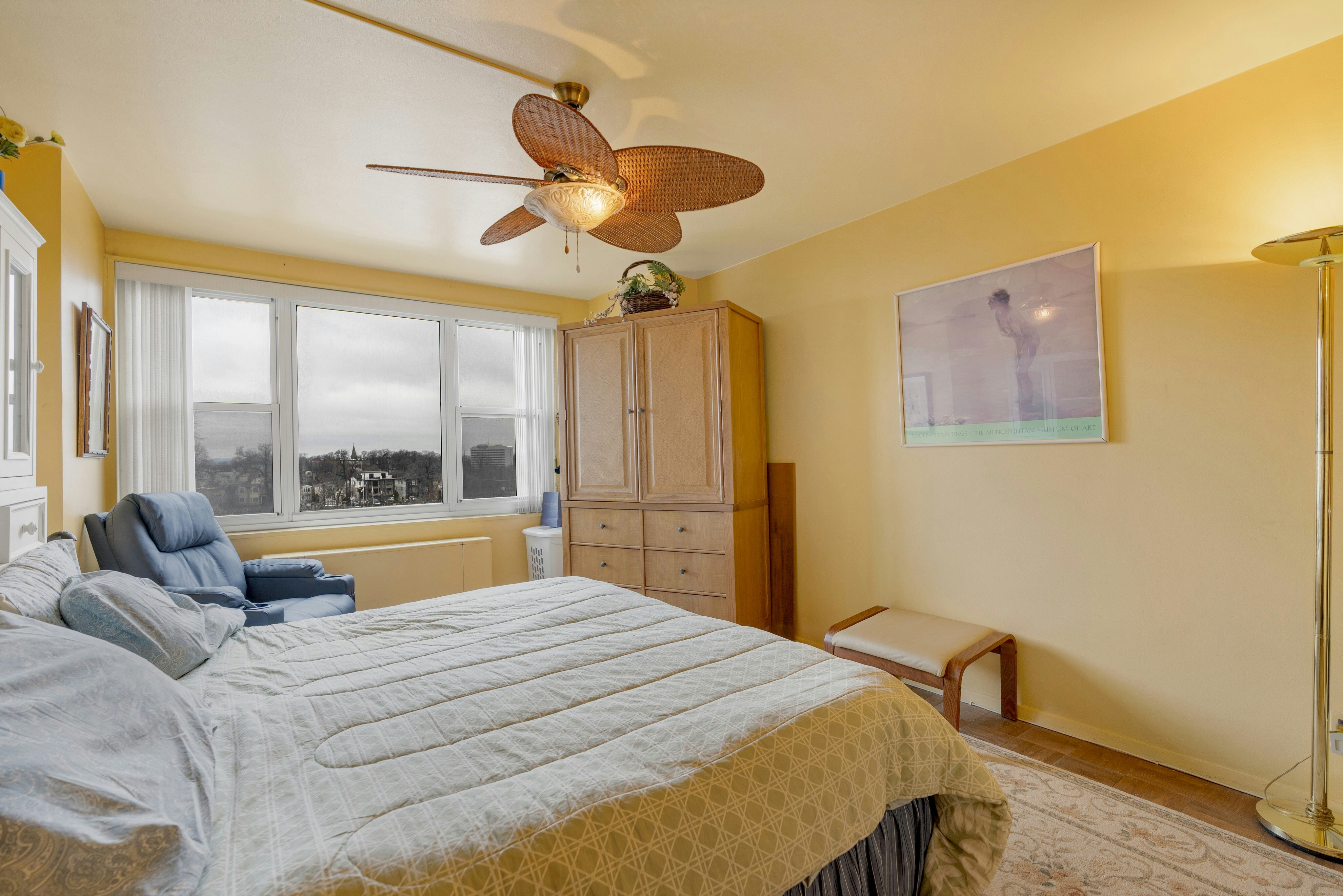 2000 Linwood Avenue 5A