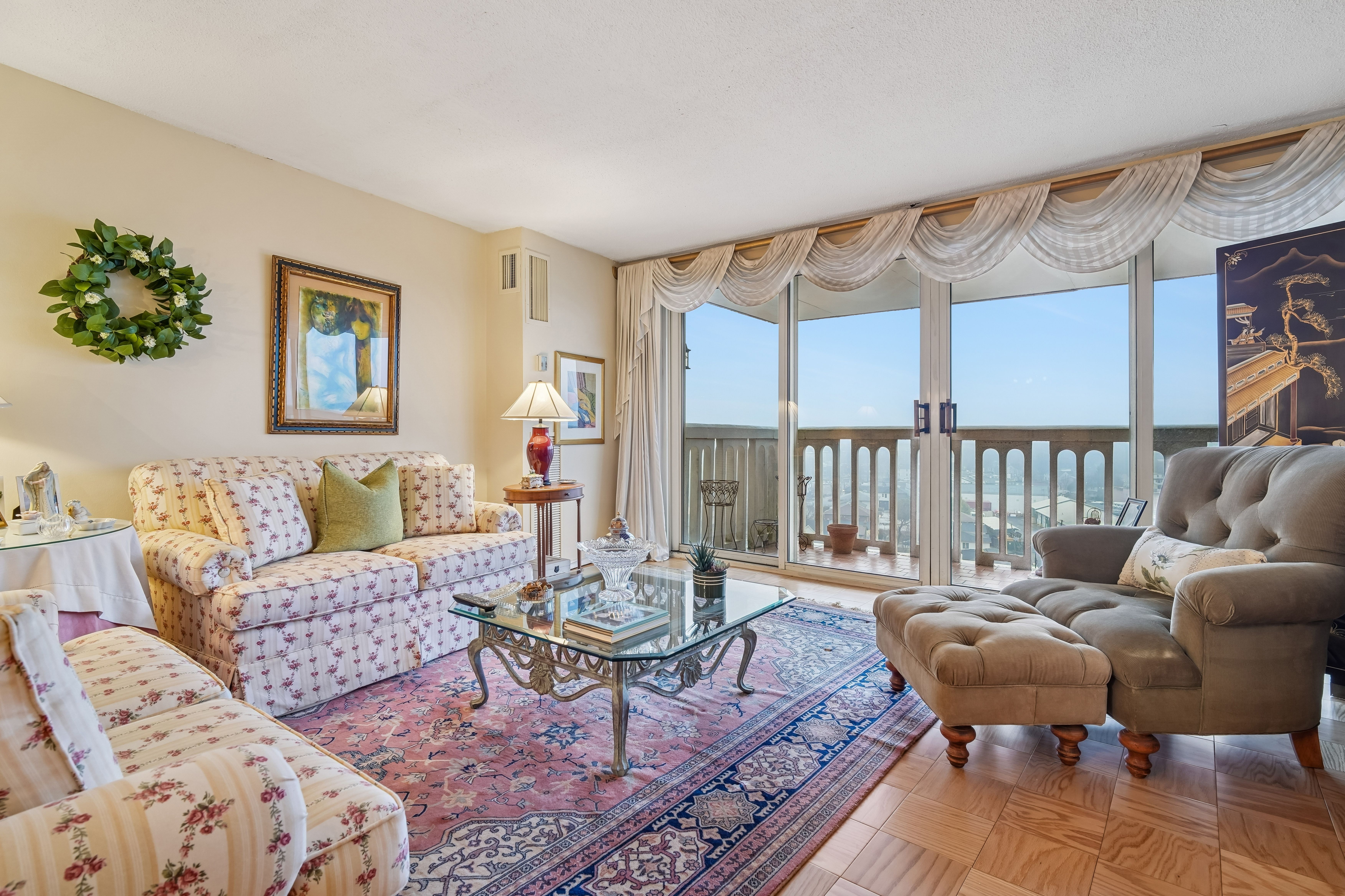 555 North Avenue #17U 
