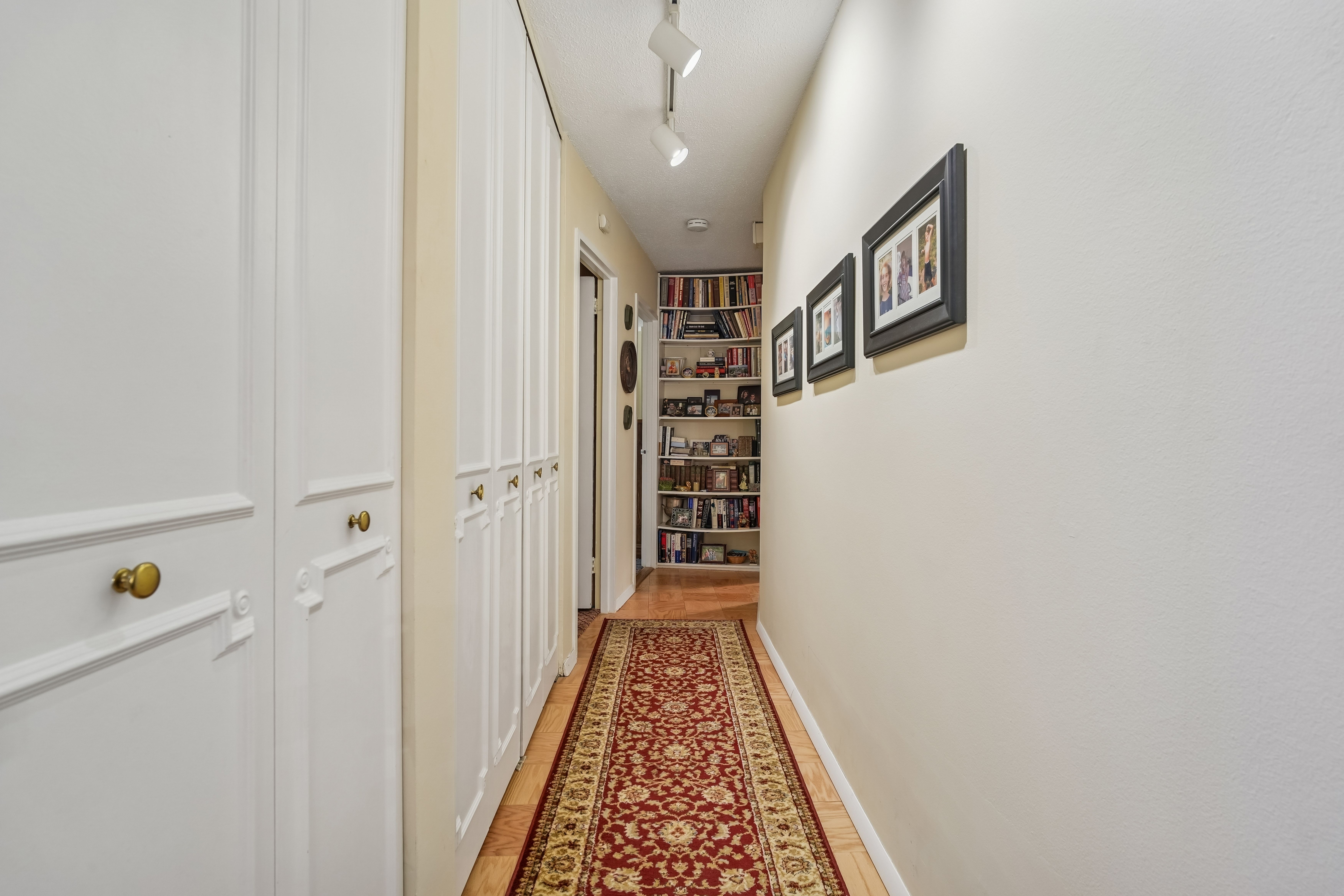 555 North Avenue #17U 