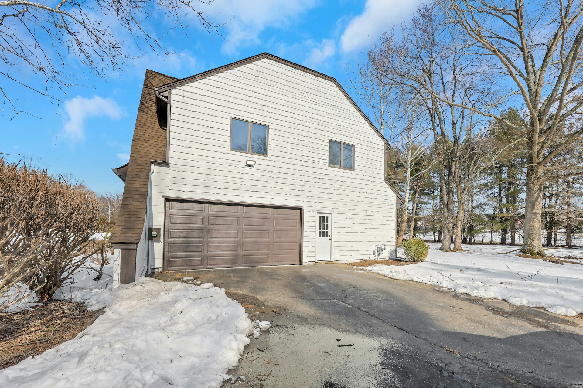 14 Washington Lane 
