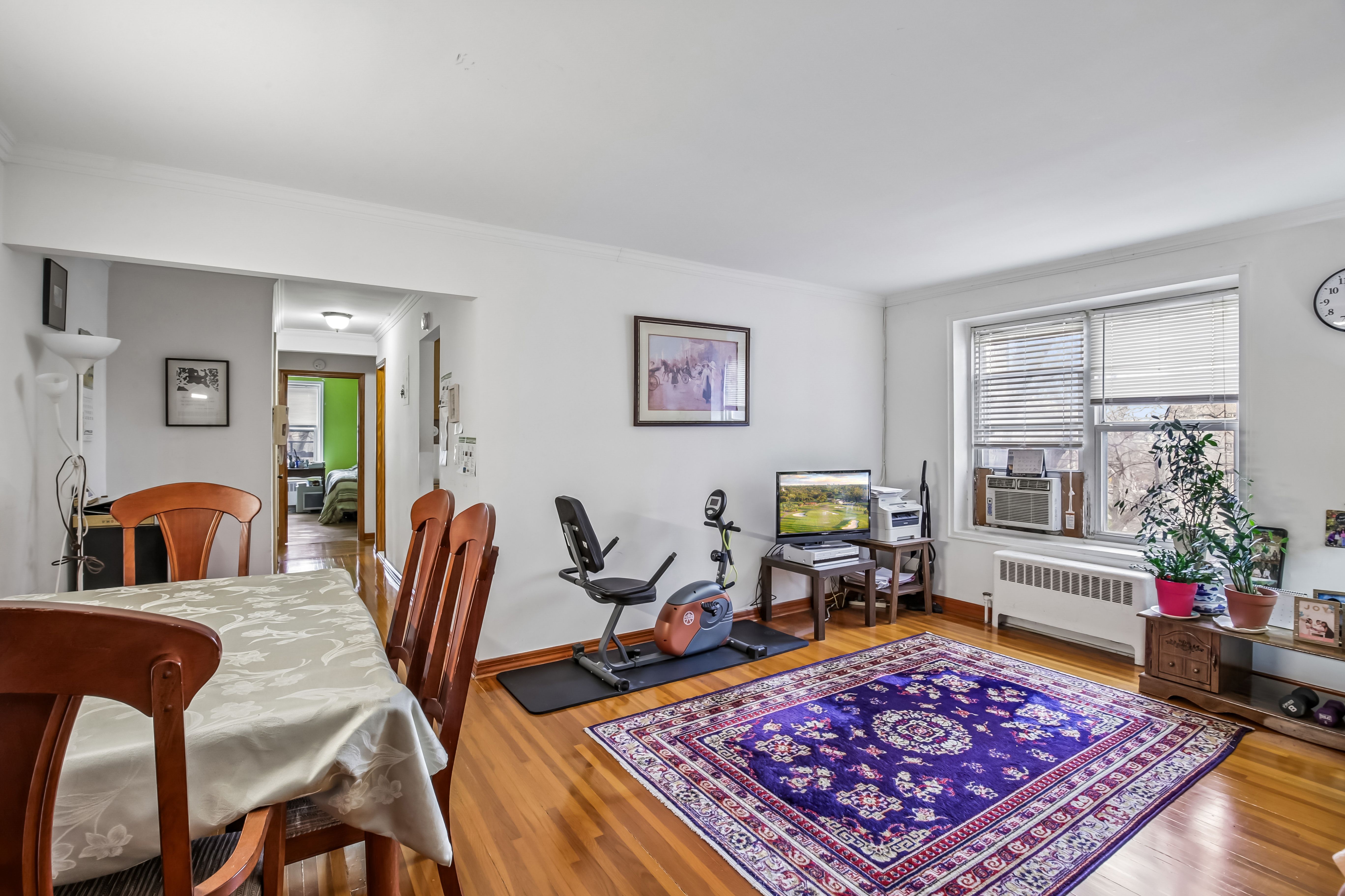 2350 Linwood Avenue #4E