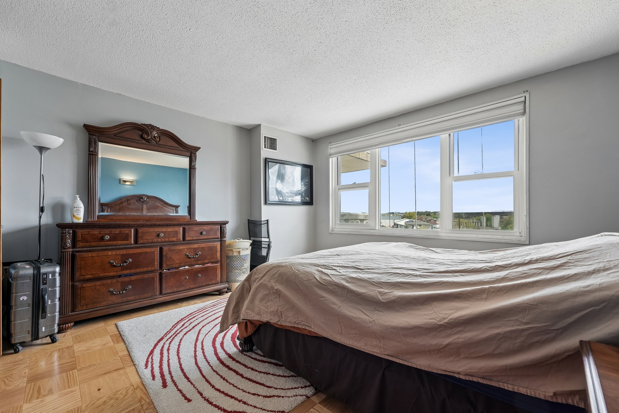 555 North Avenue #8W