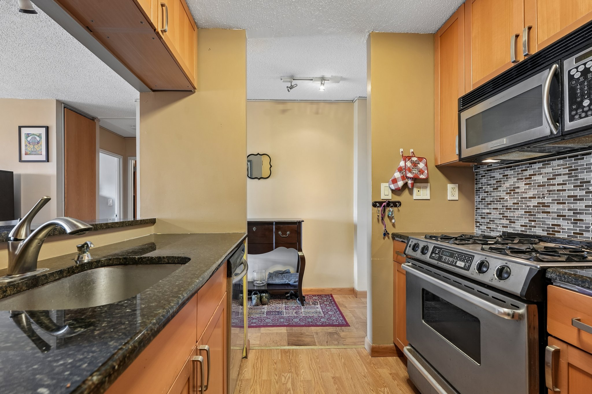 555 North Avenue #8W
