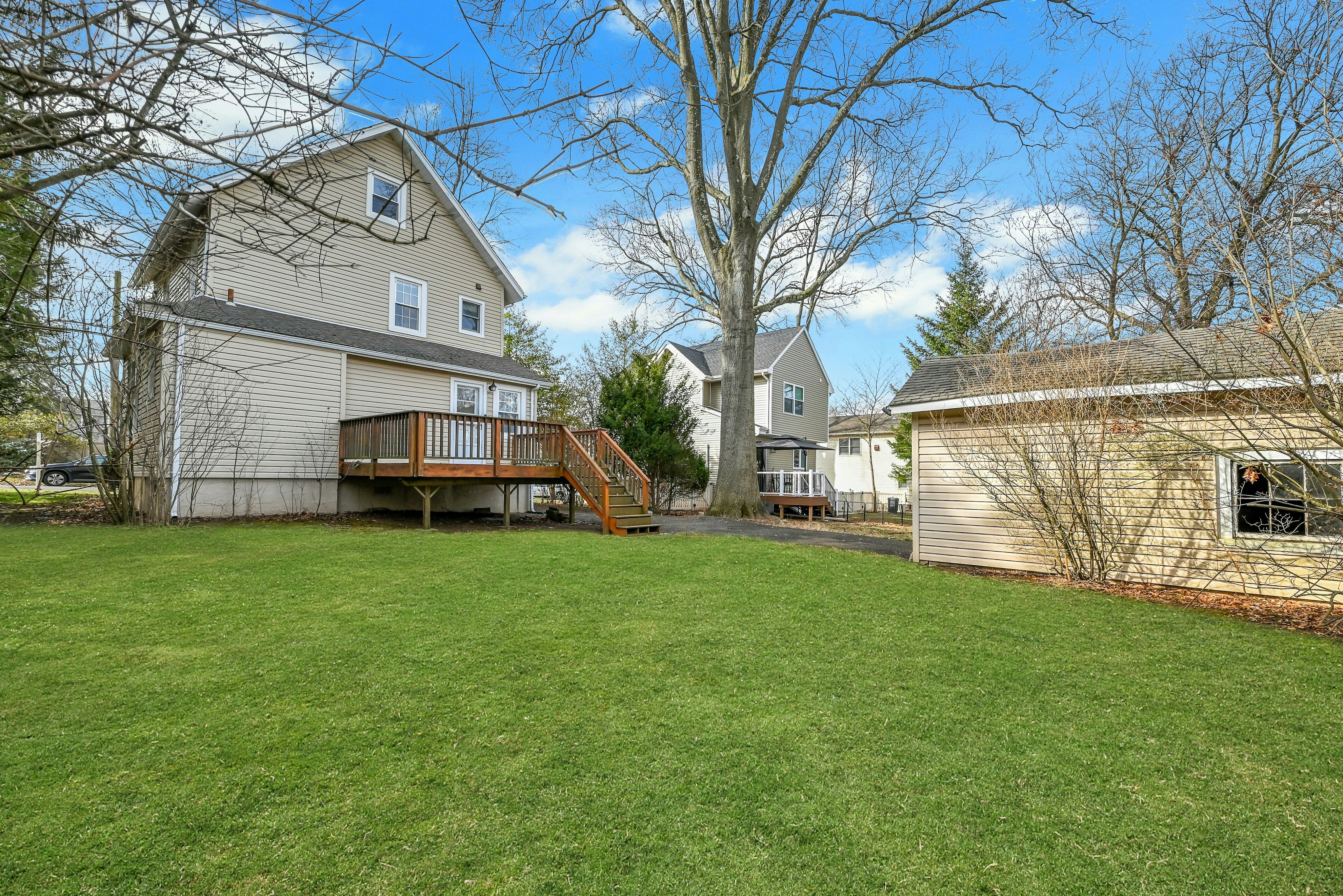 82 Blauvelt Avenue 