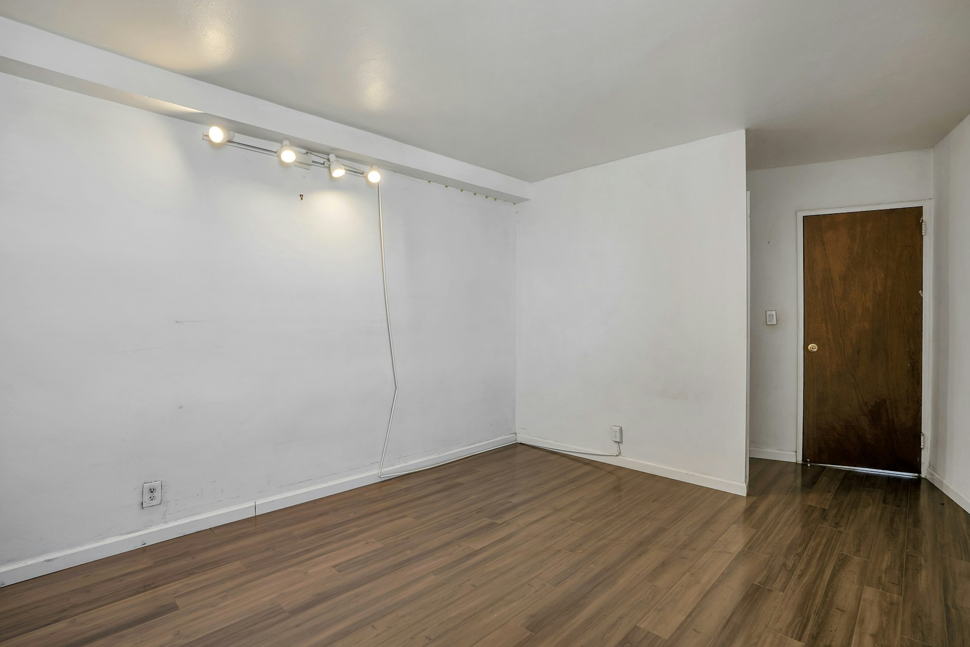 2100 Linwood Avenue #15P