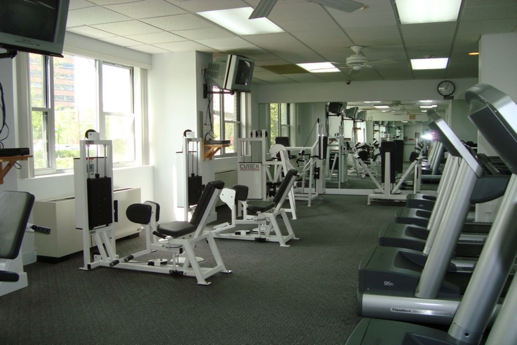 2100 Linwood Avenue #15P