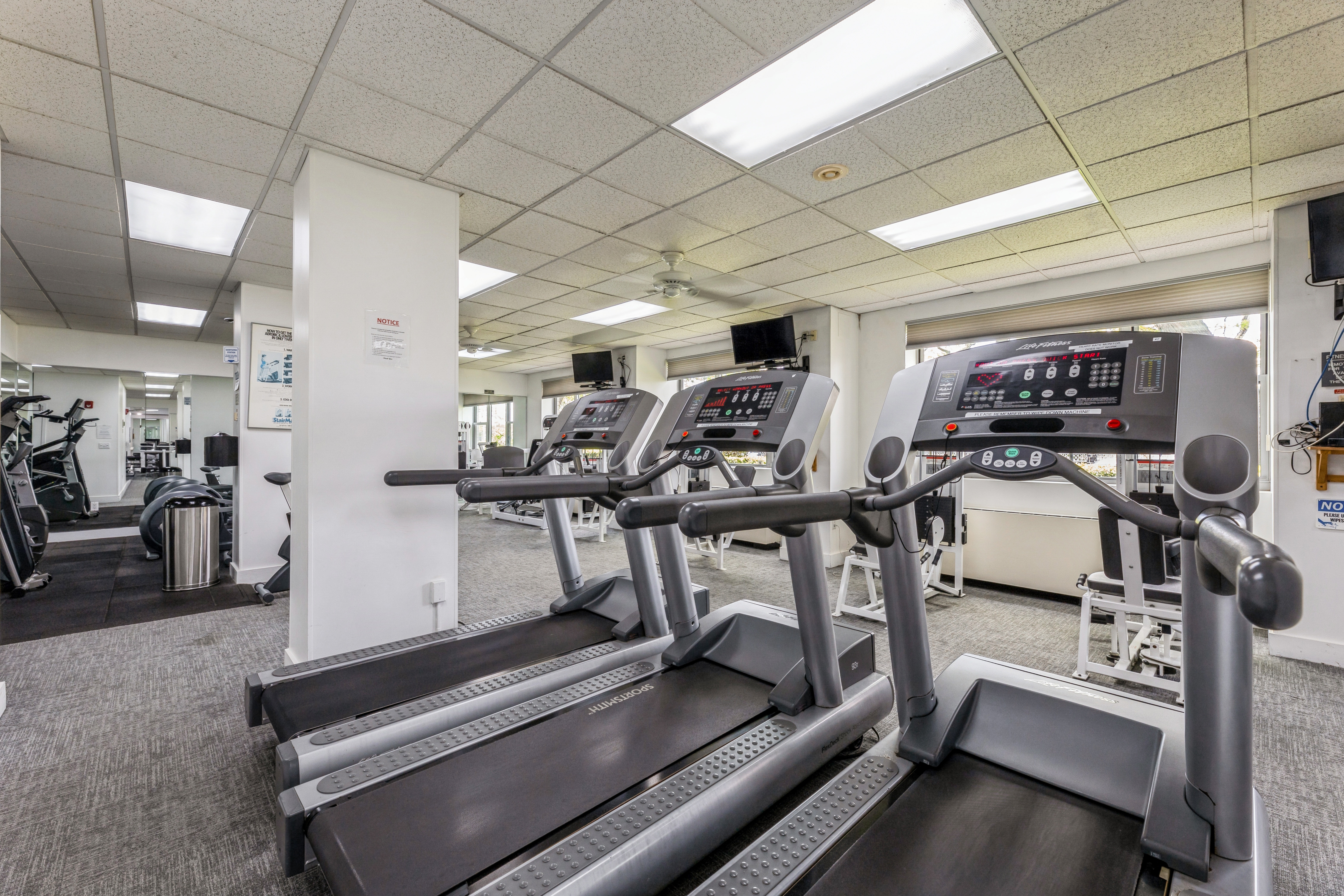 2100 Linwood Avenue #15P