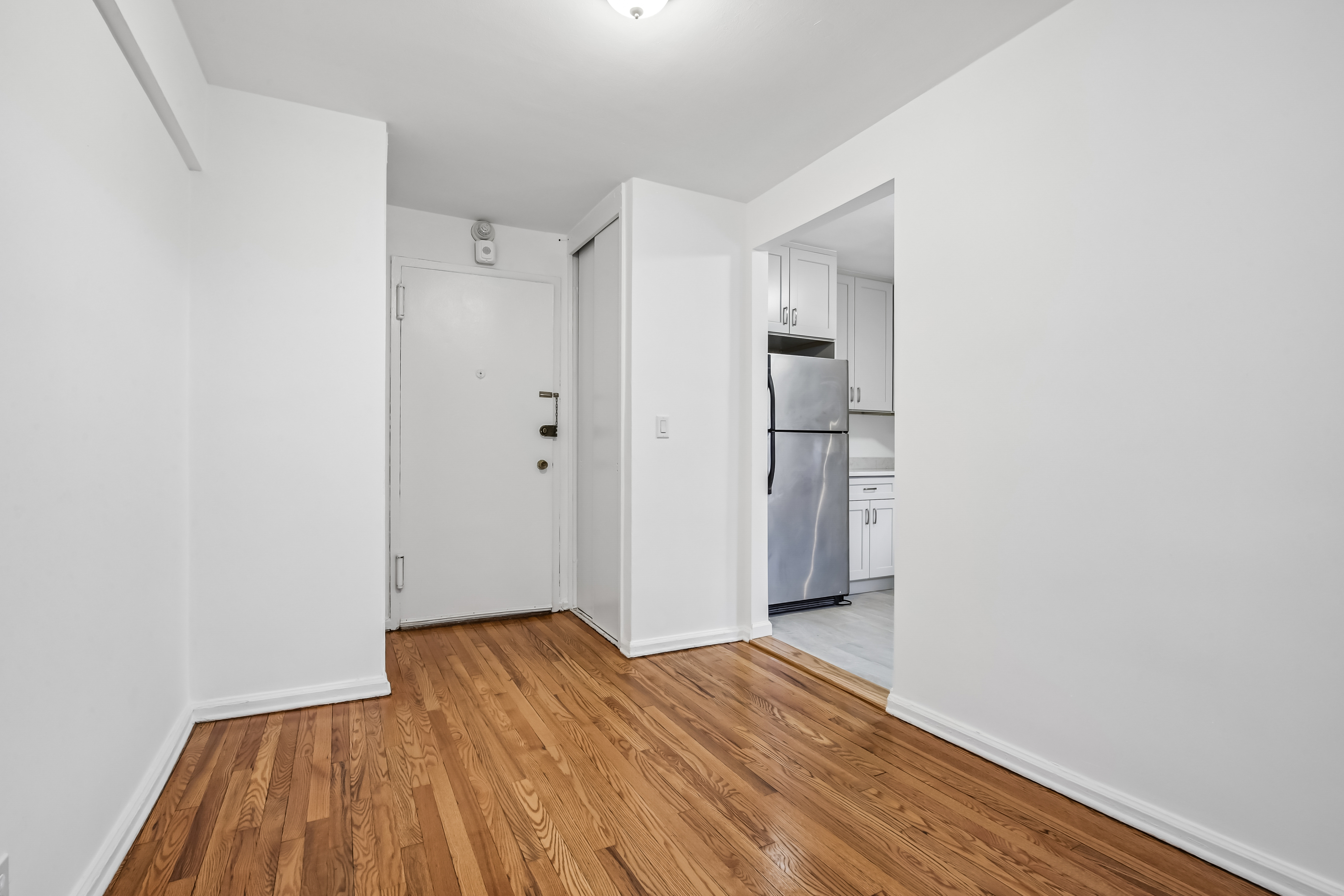 3060 Edwin Avenue #4C