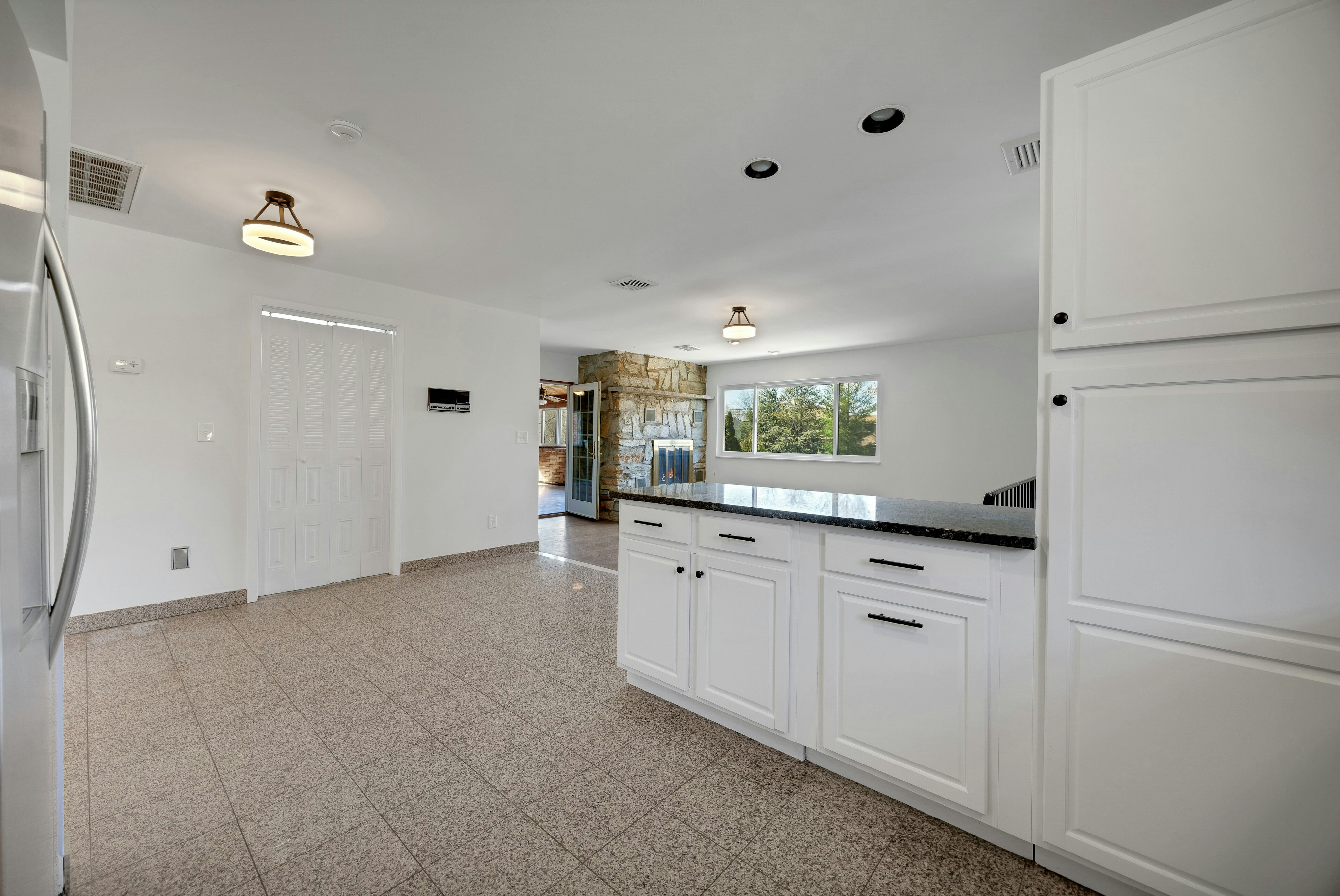 2413 Hammett Avenue 