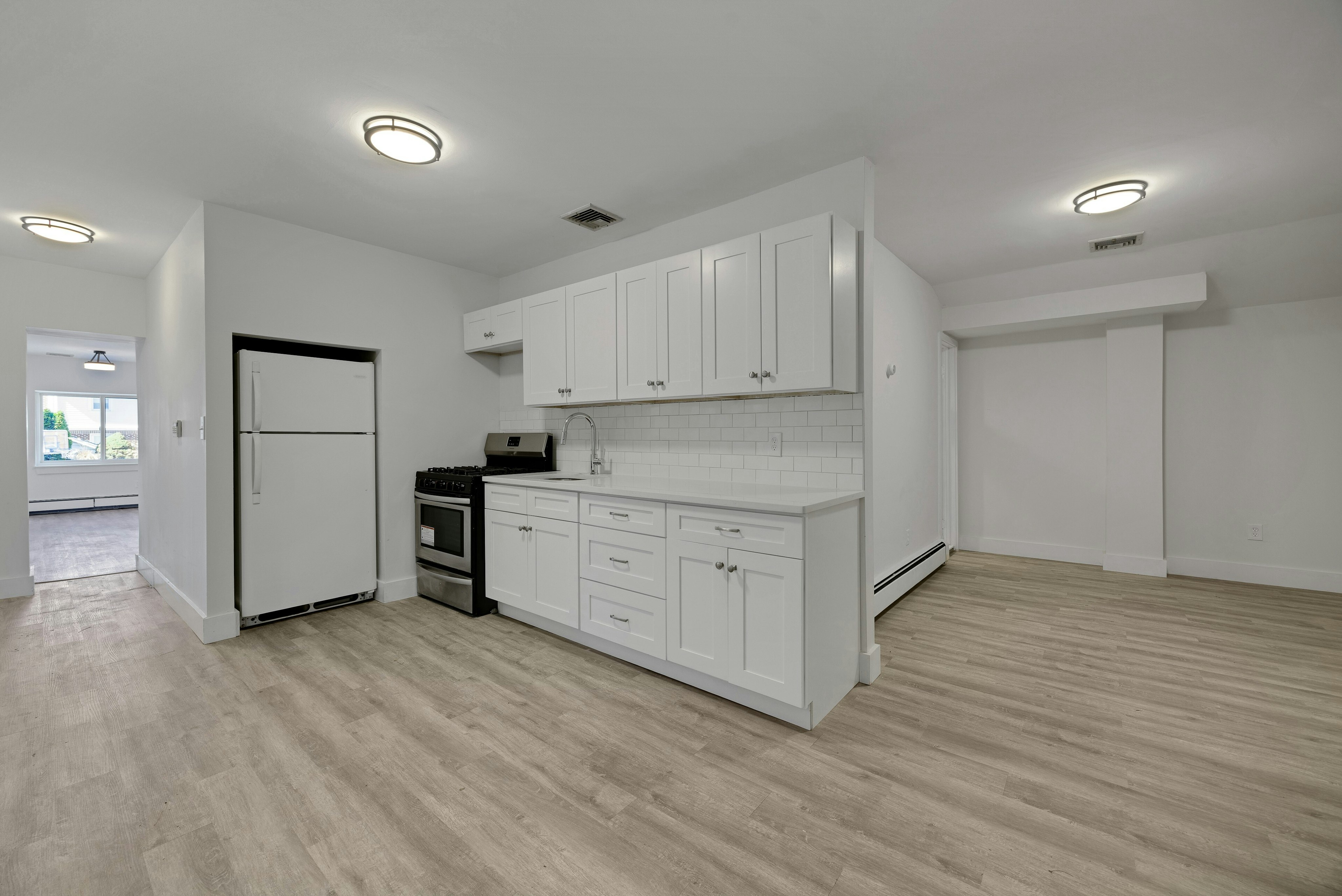 2413 Hammett Avenue 