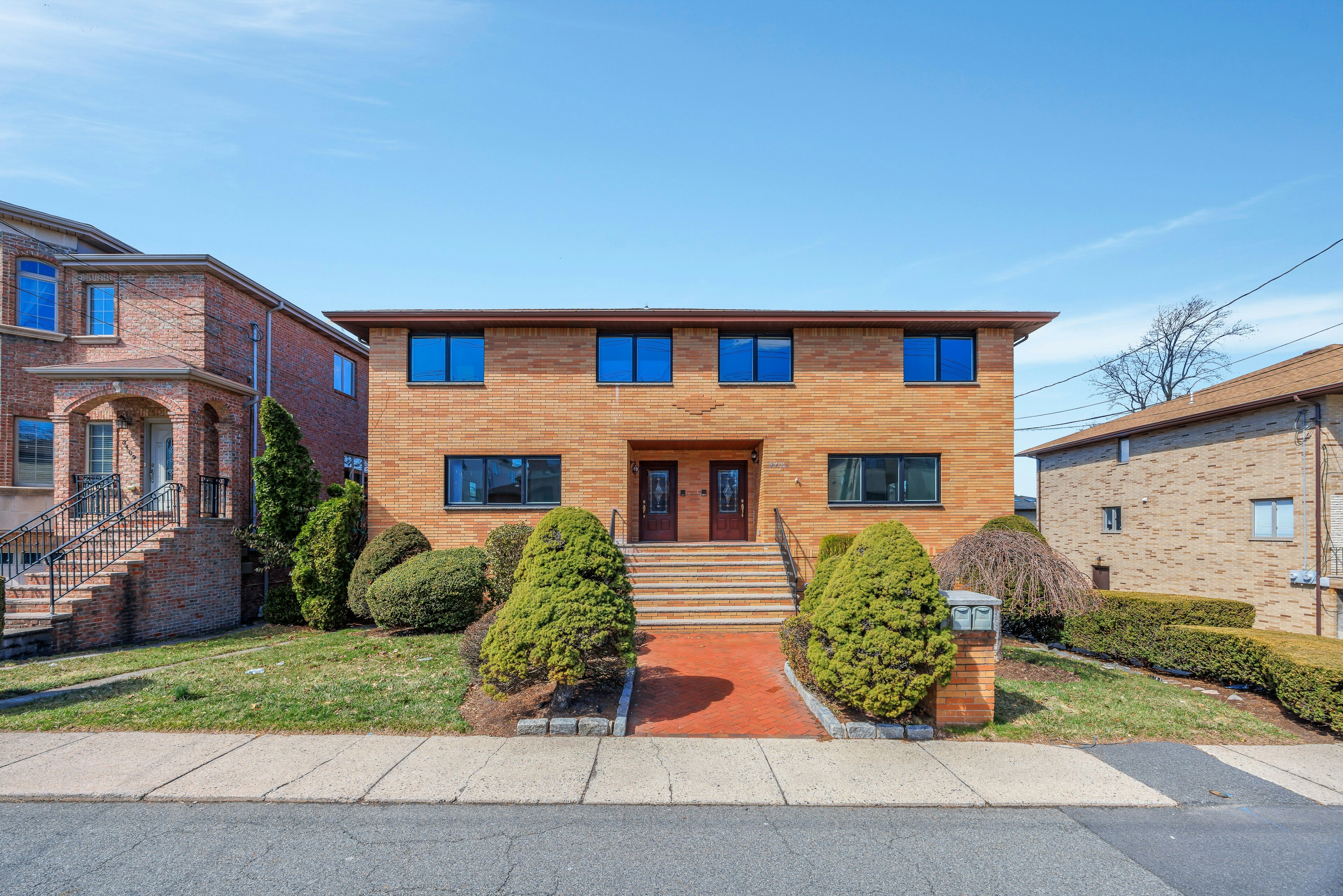 2413 Hammett Avenue 