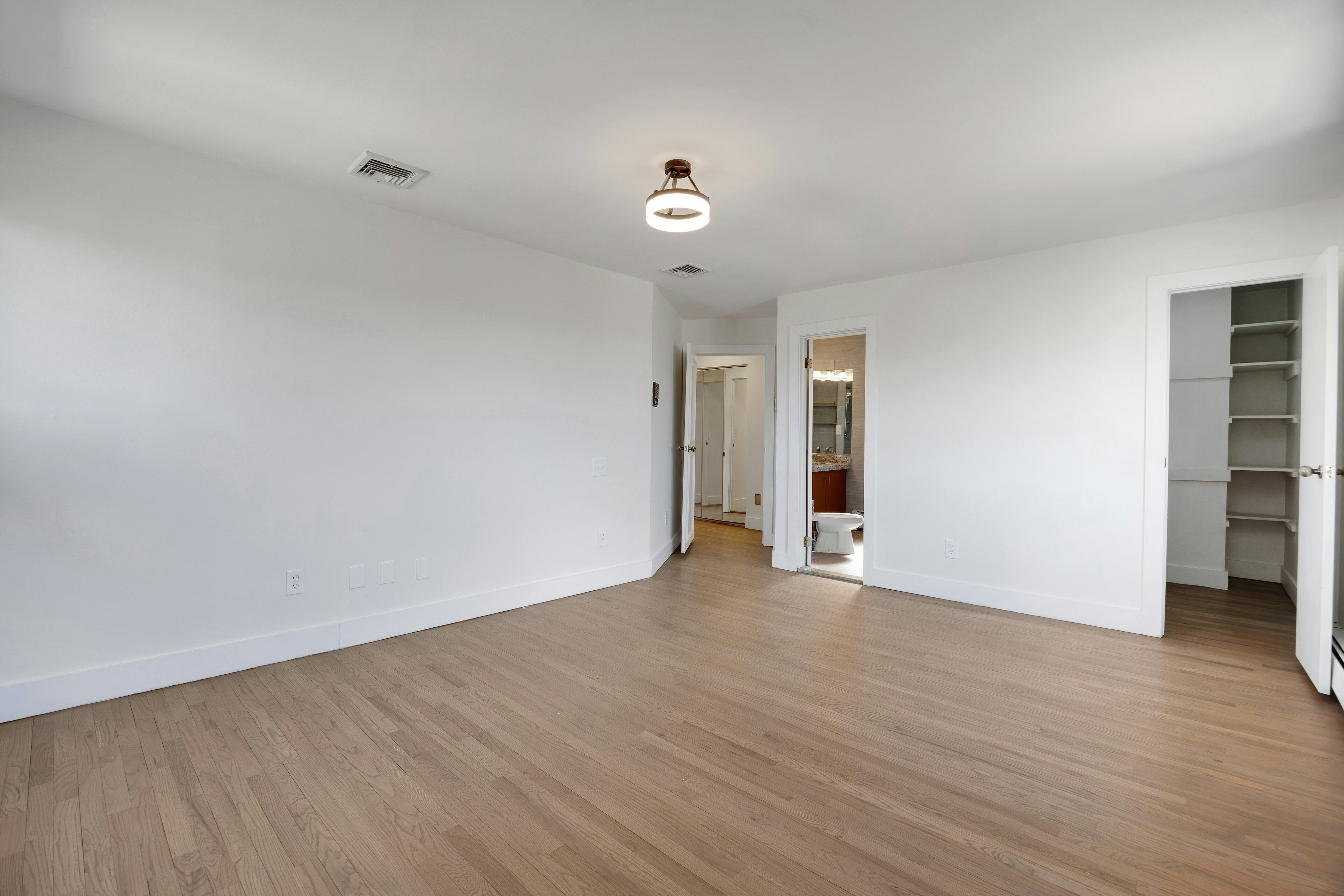 2413 Hammett Avenue 