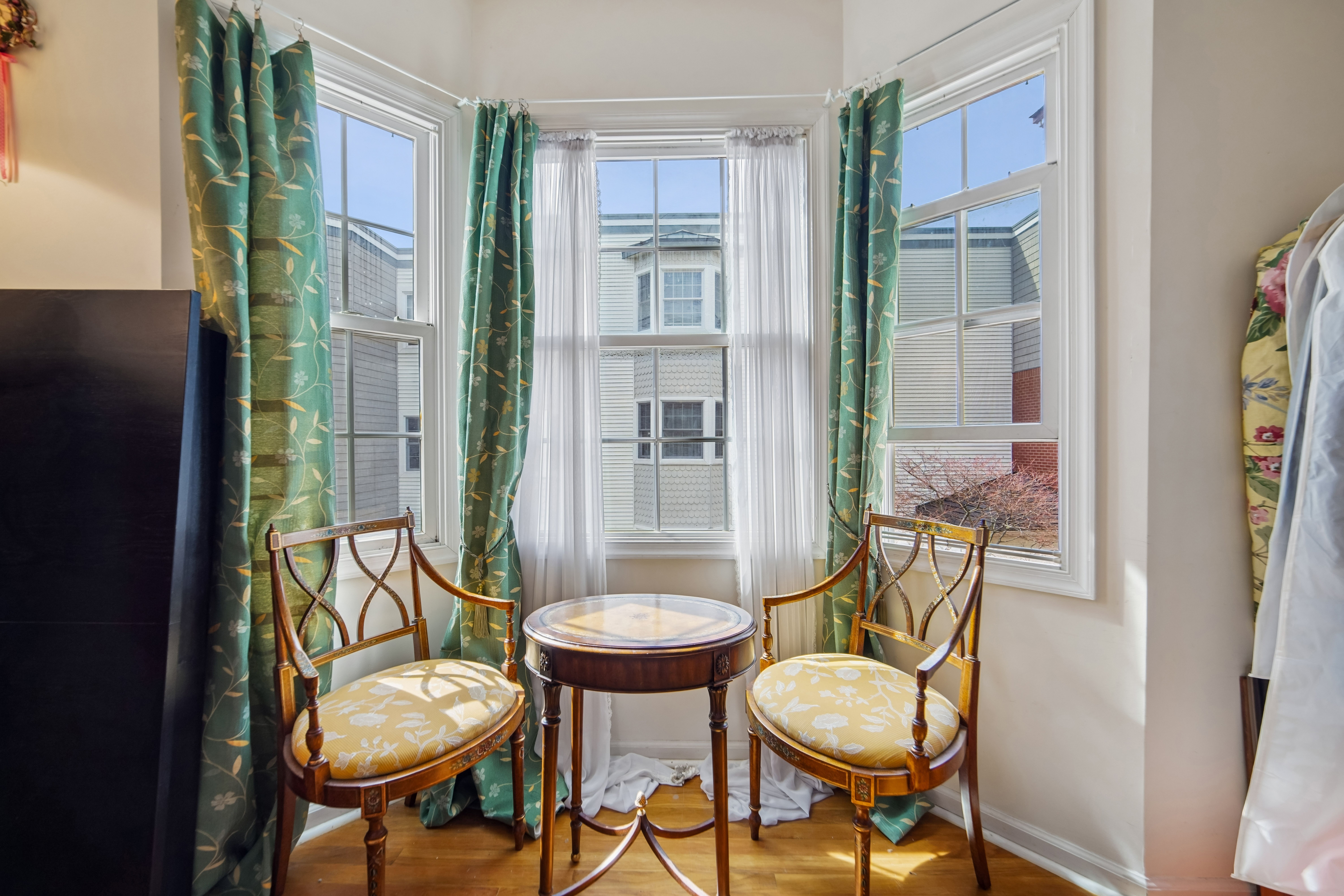 249 The Promenade 