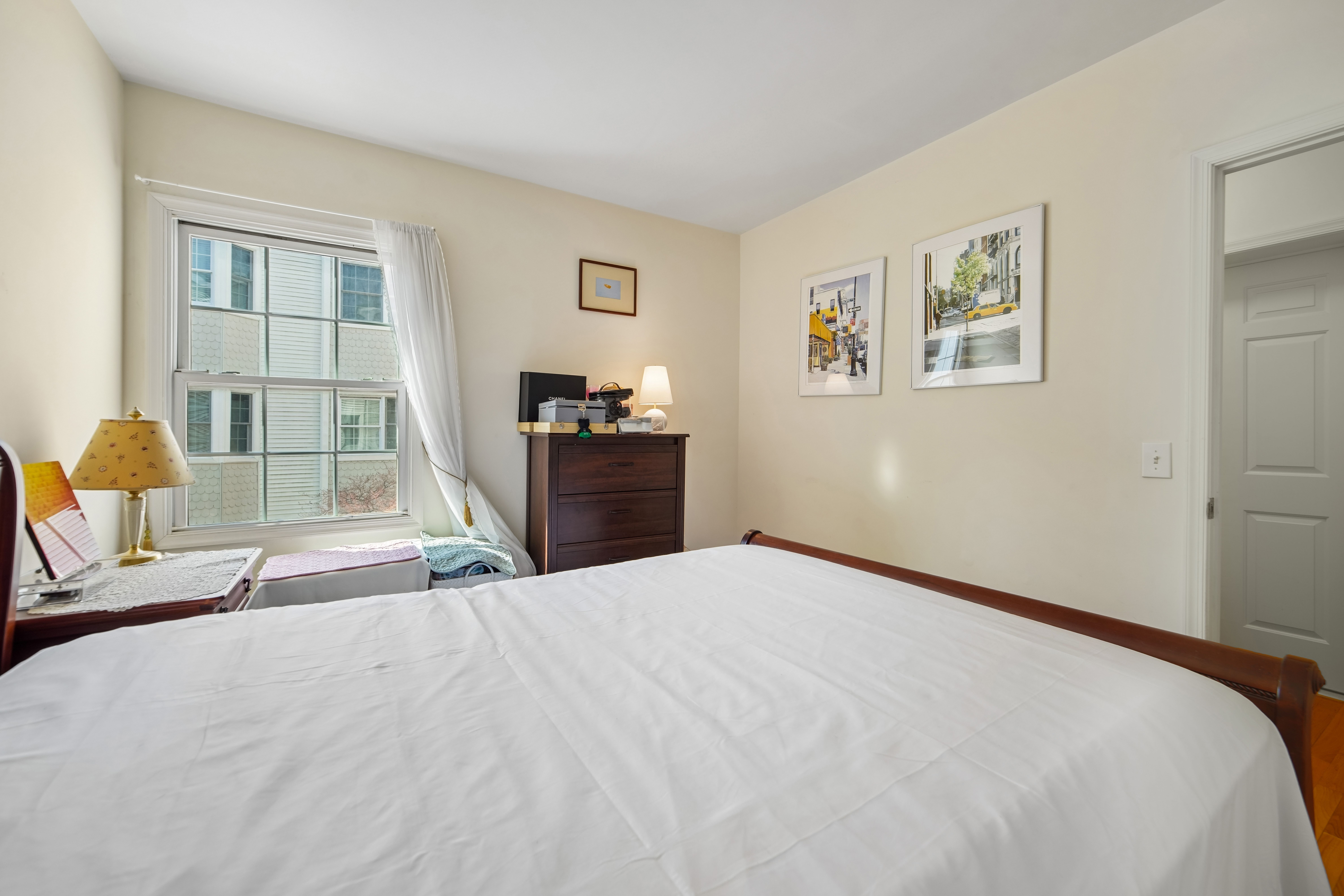 249 The Promenade 