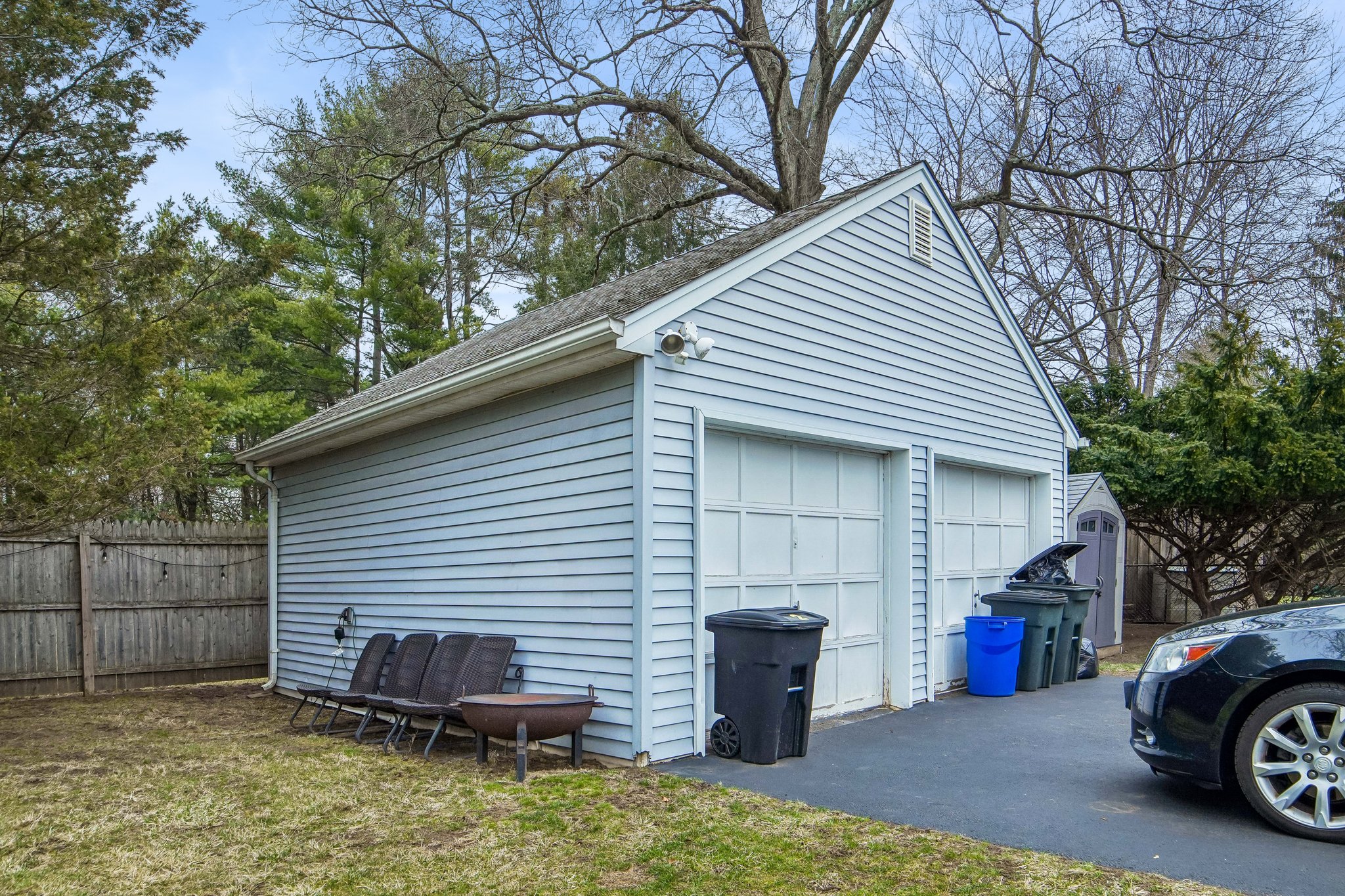28 E Liberty Avenue