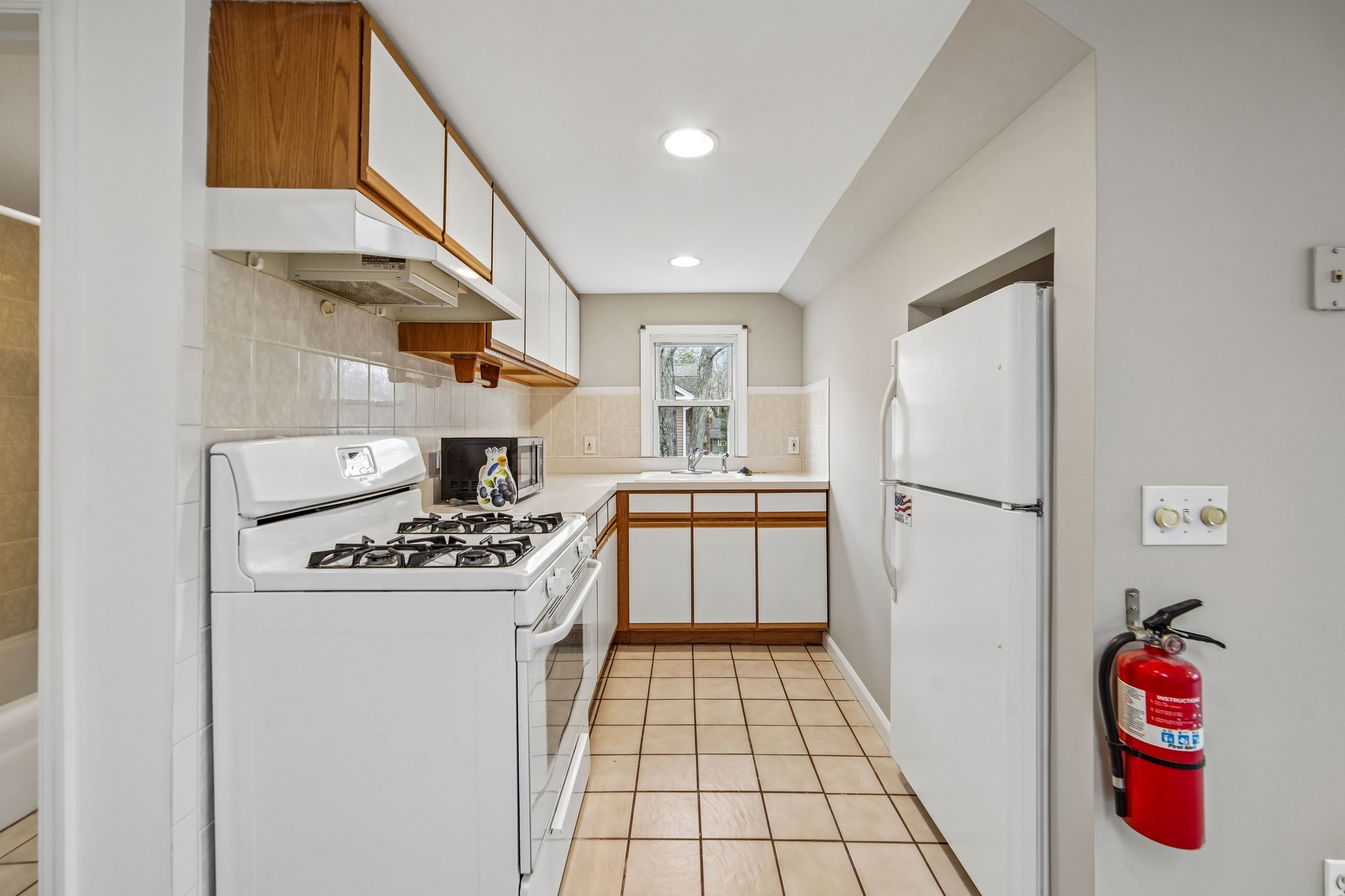 28 E Liberty Avenue