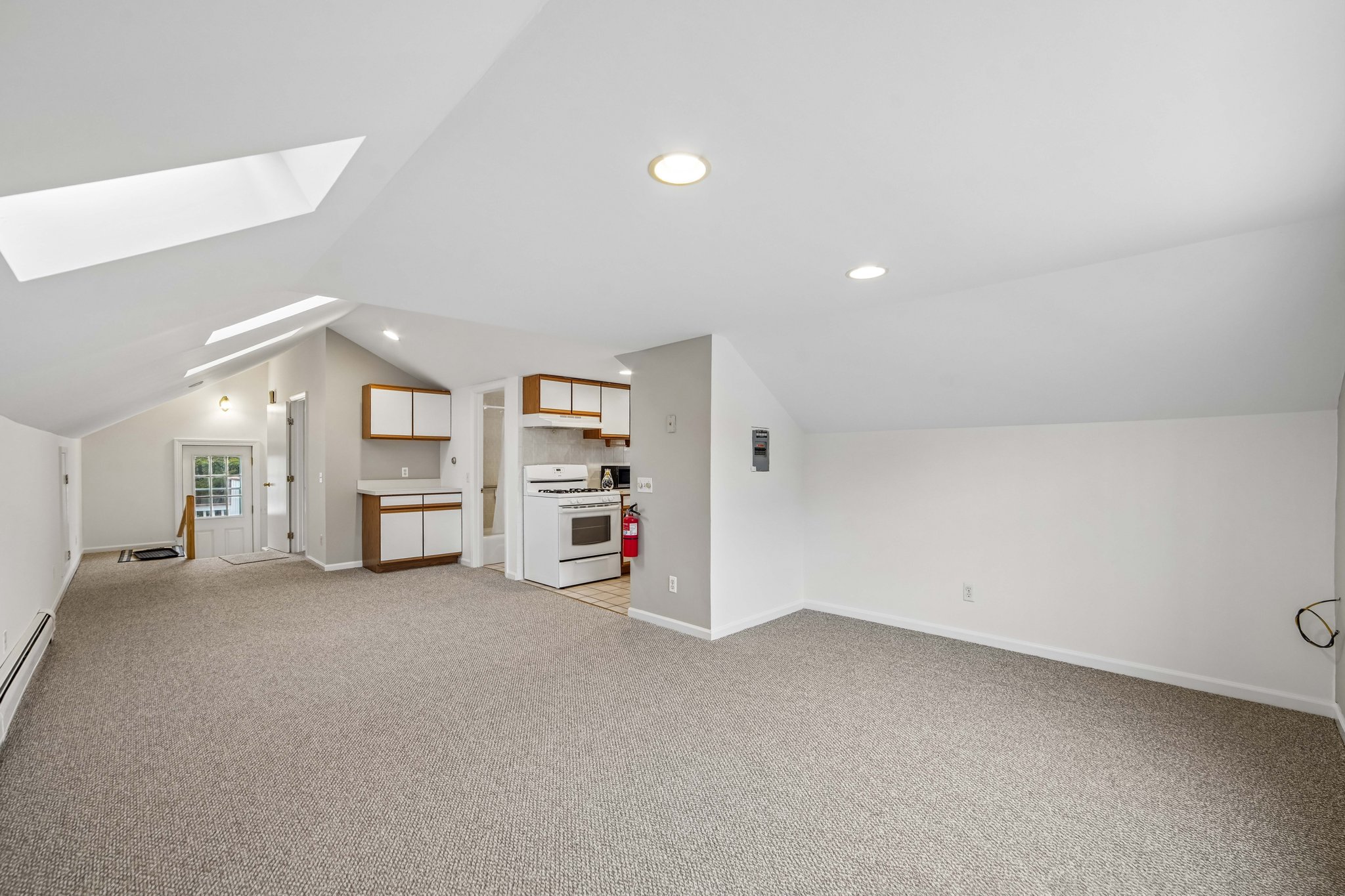 28 E Liberty Avenue