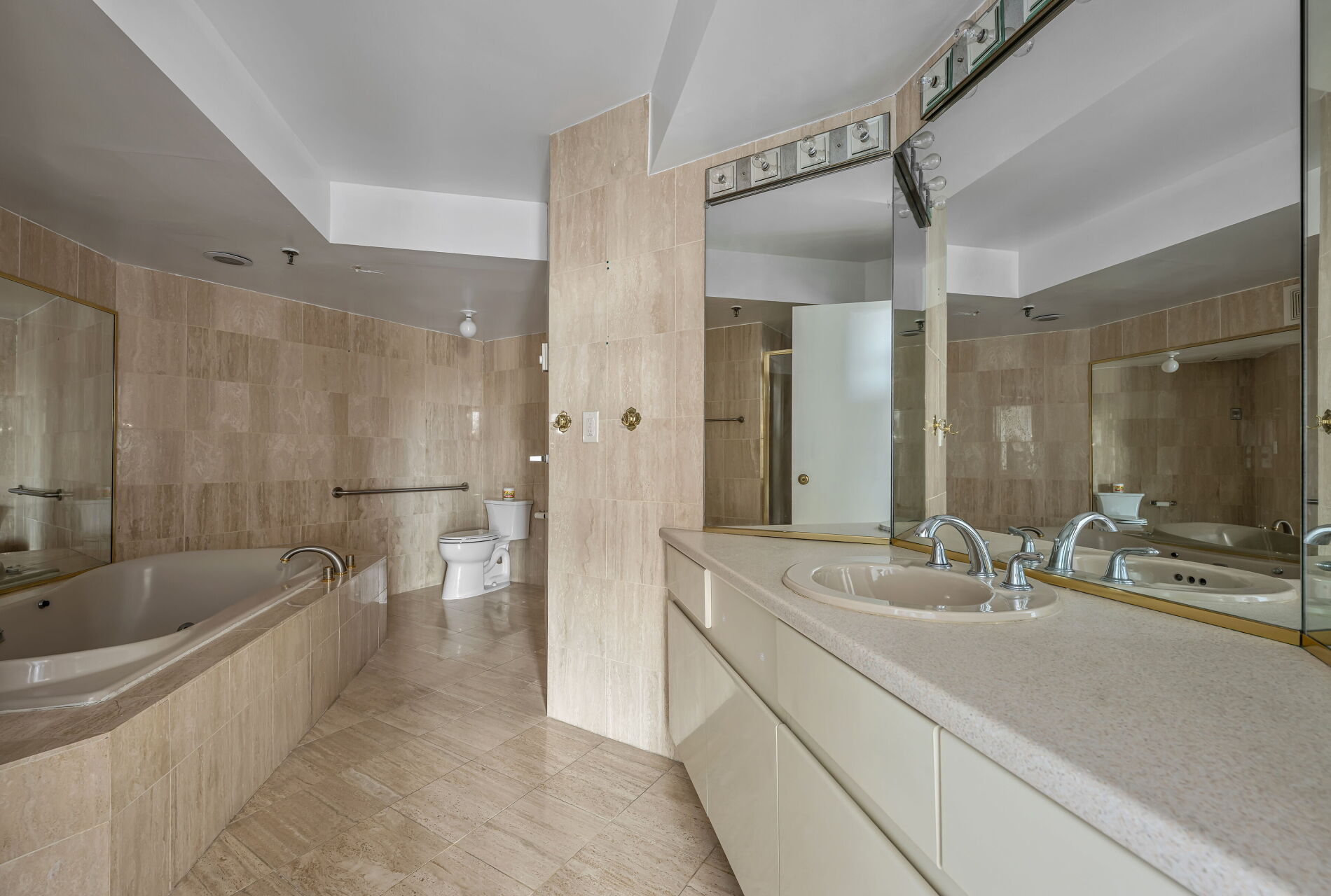 1512 Palisade Avenue Unit# 5B