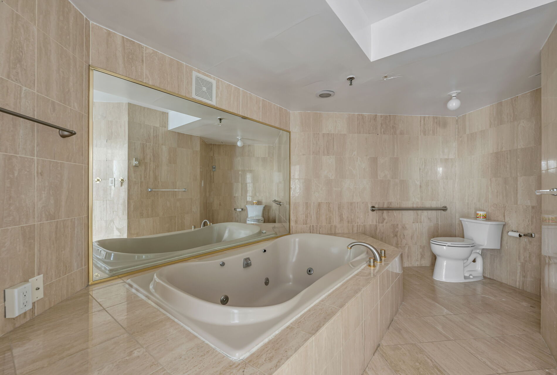 1512 Palisade Avenue Unit# 5B