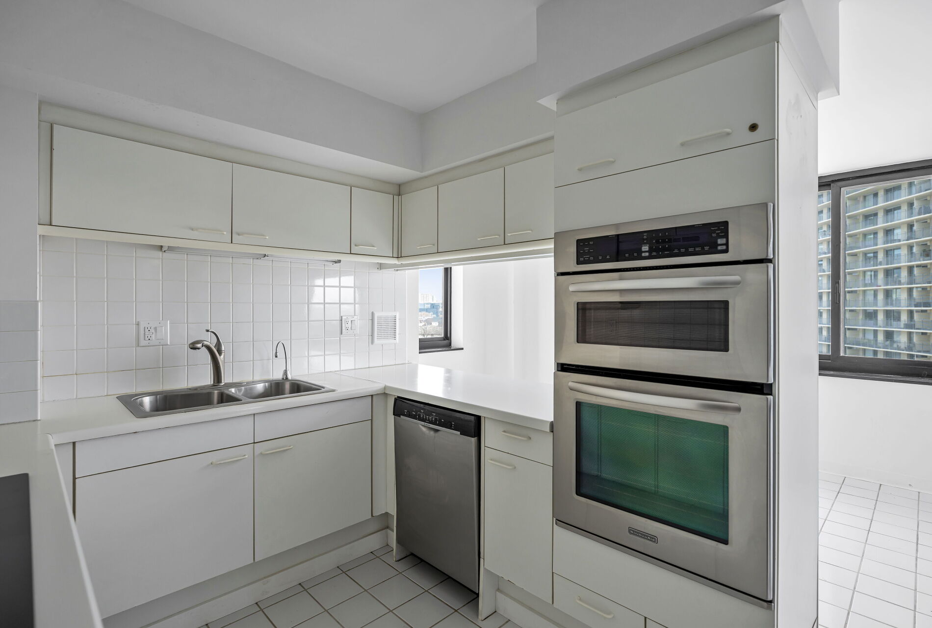 1512 Palisade Avenue Unit# 5B