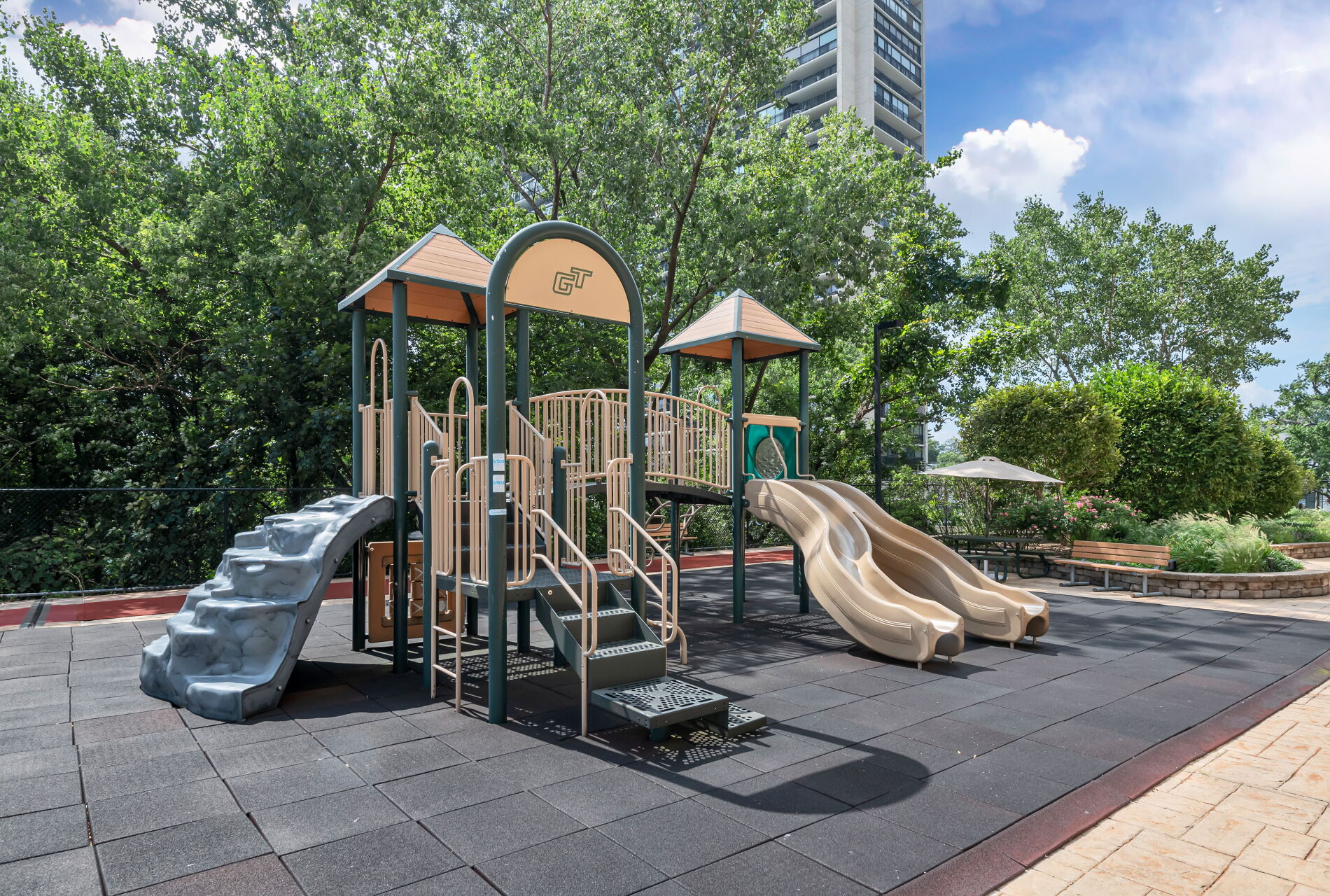 1512 Palisade Avenue Unit# 5B