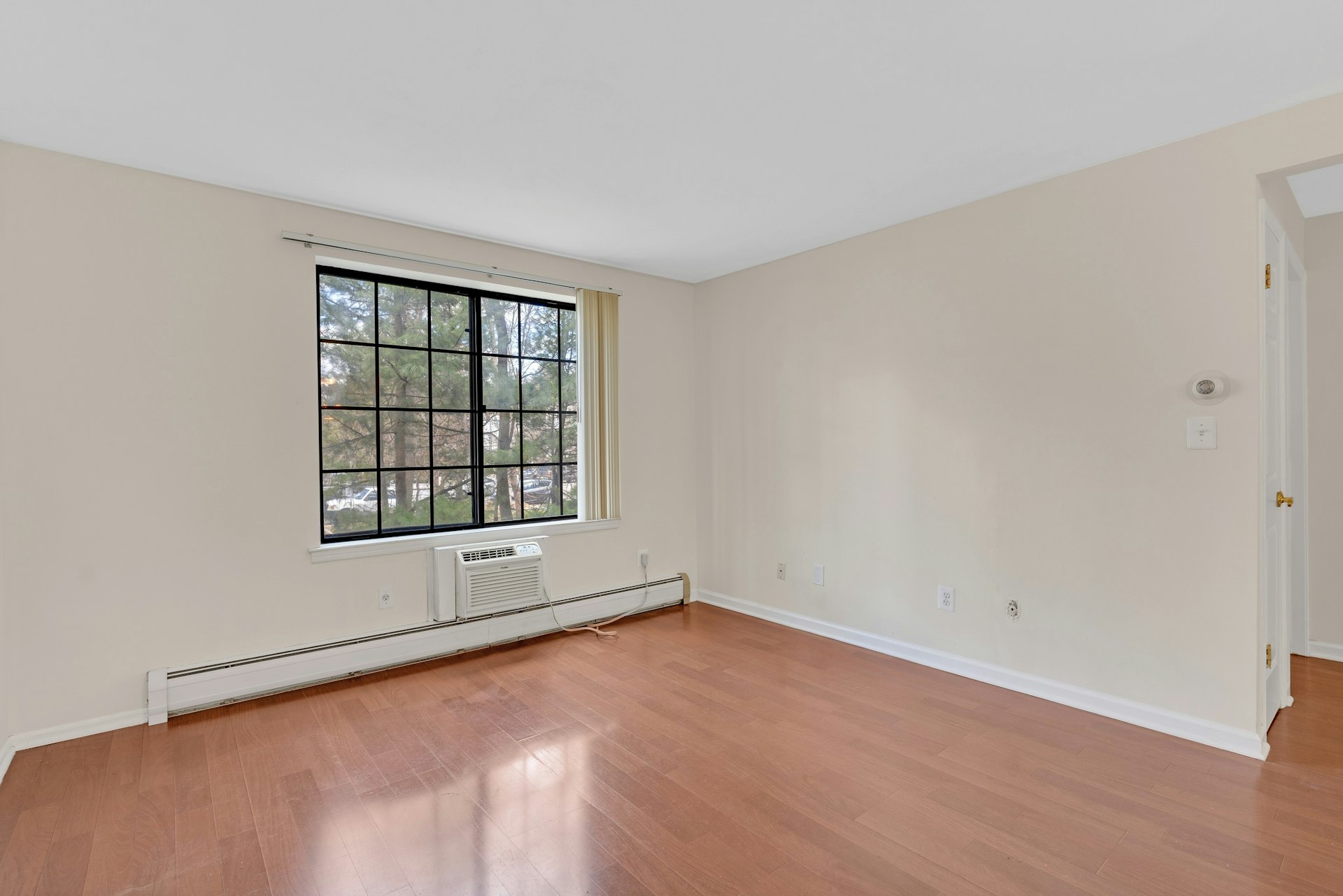 1419 Faulkner Court 
