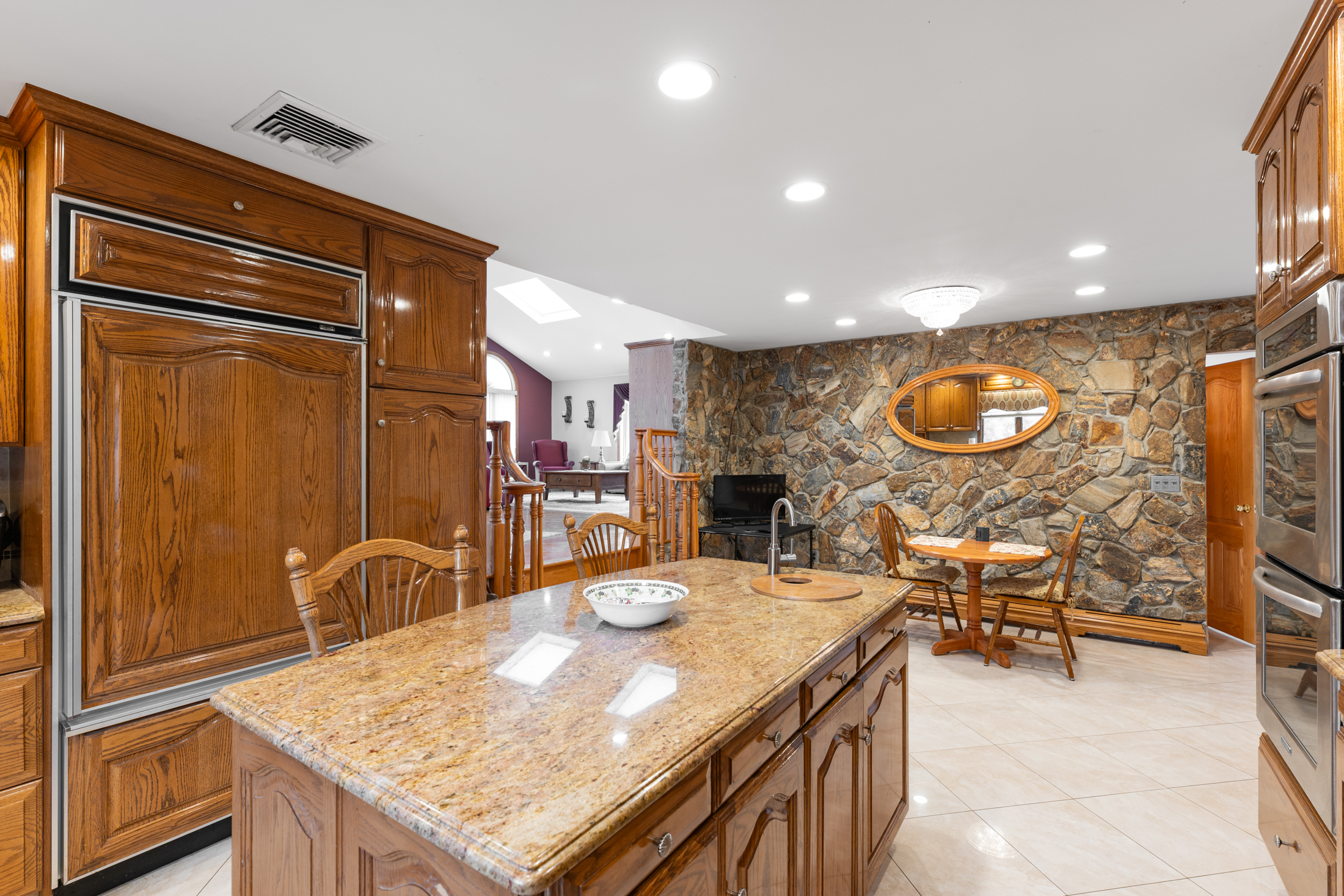 512 Van Bussum Avenue 