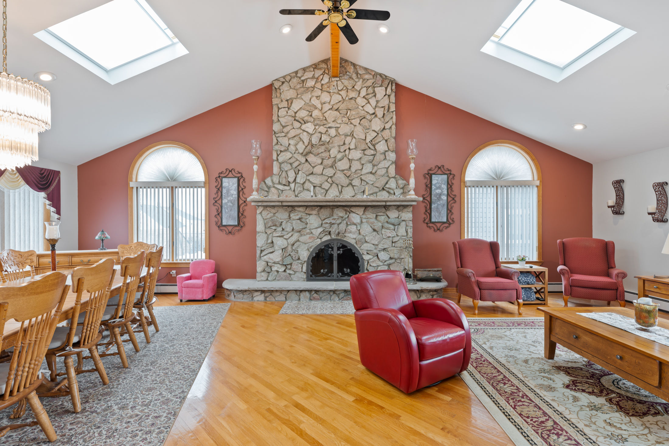 512 Van Bussum Avenue 