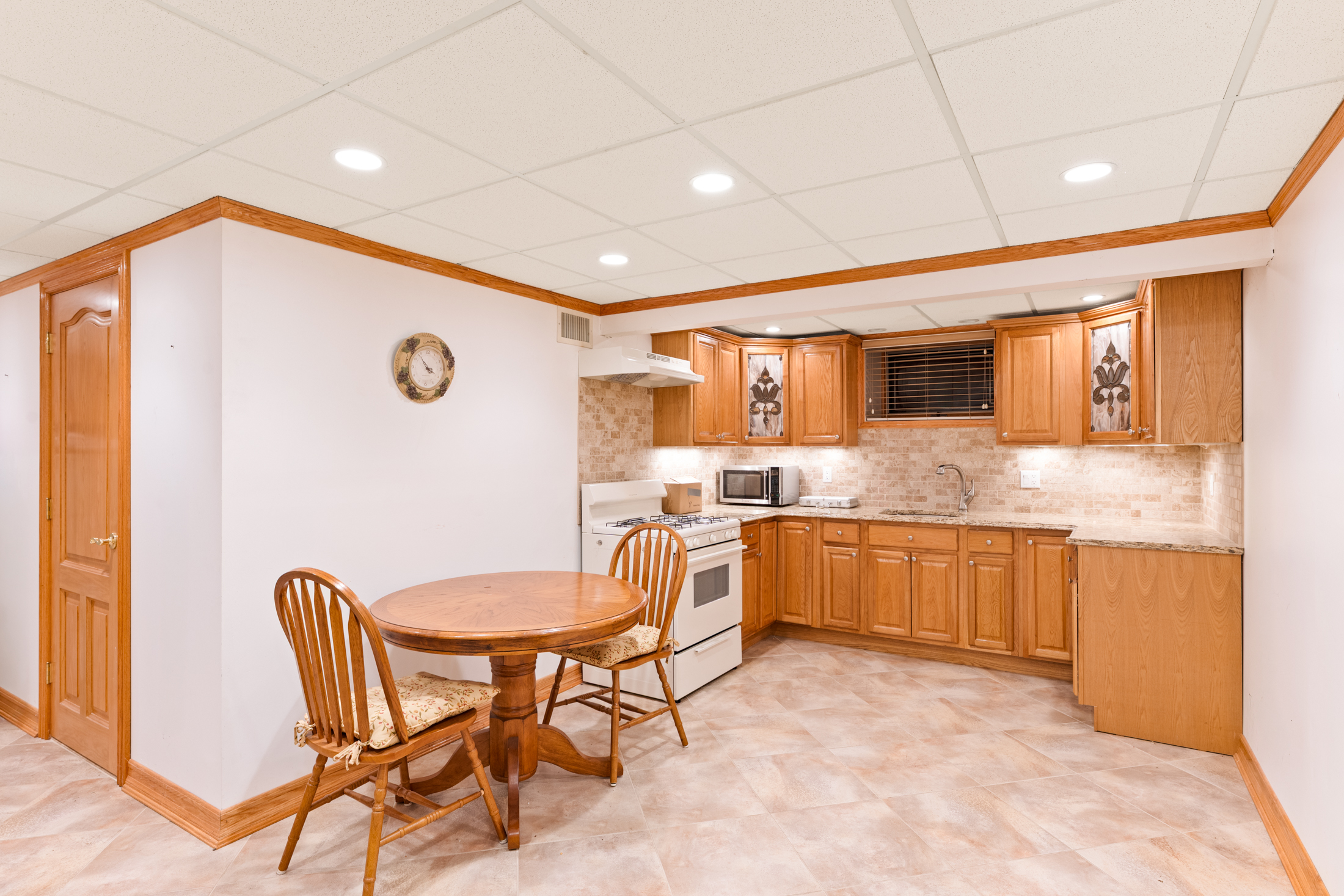 512 Van Bussum Avenue 