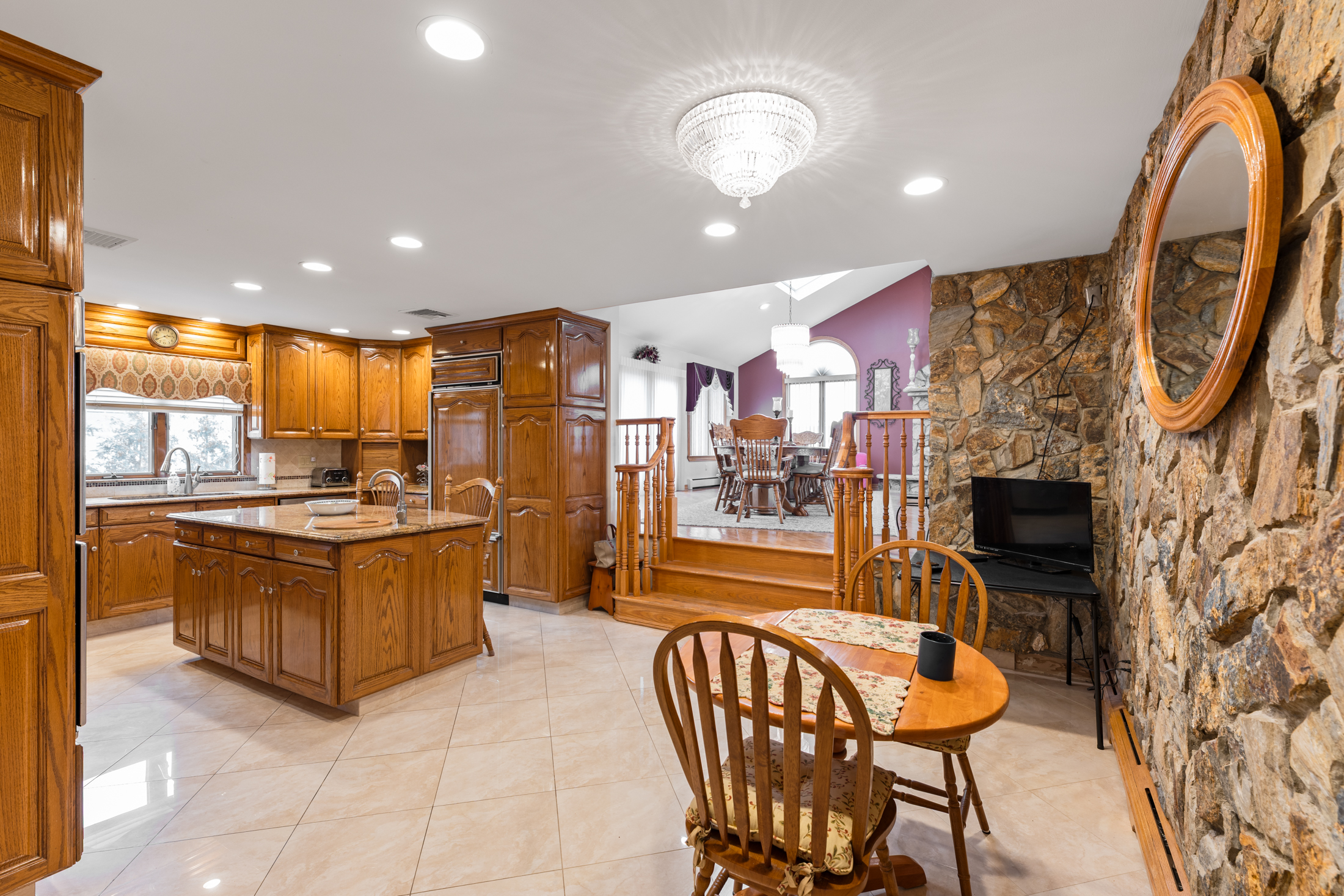 512 Van Bussum Avenue 