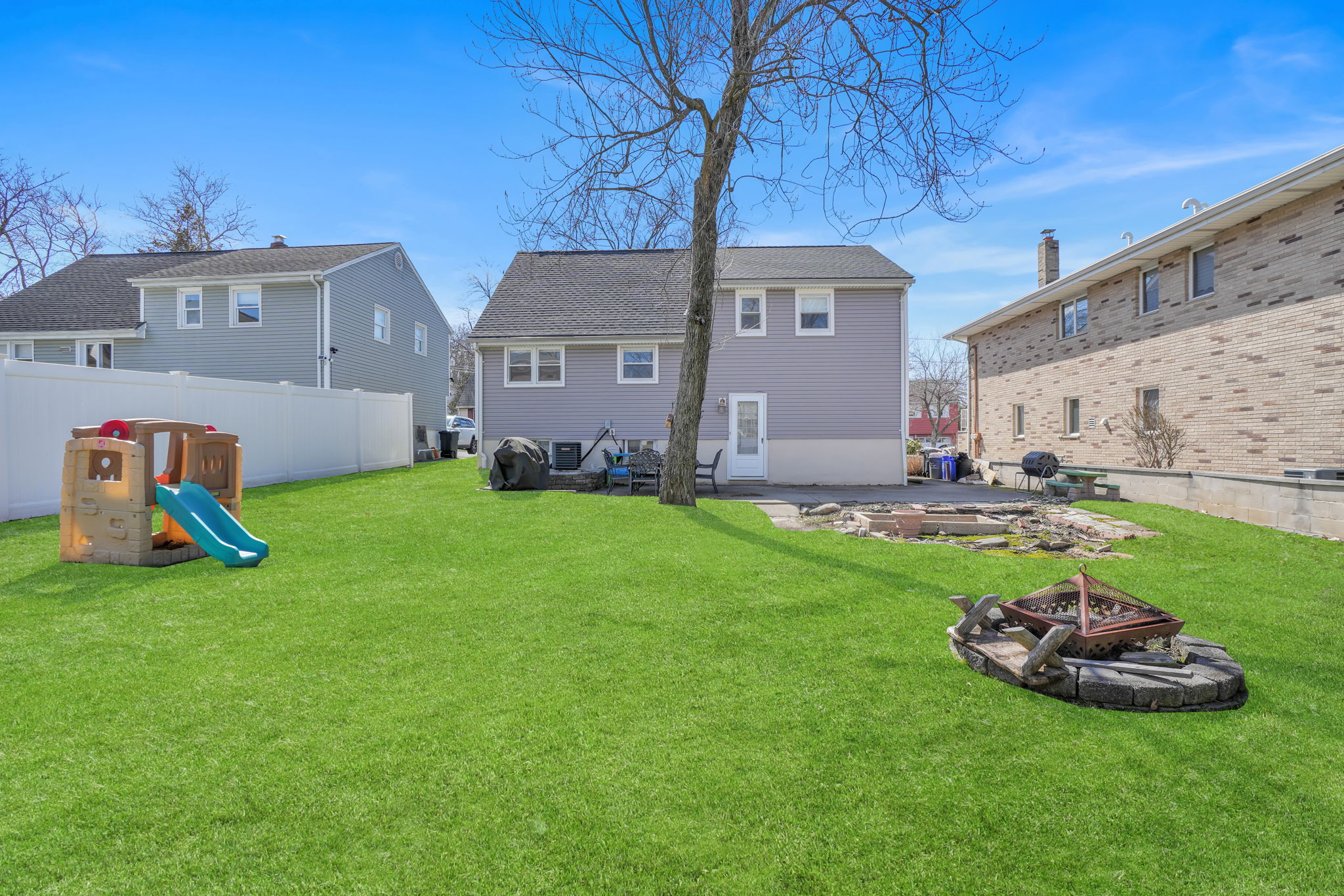 687 Lancaster Road 
