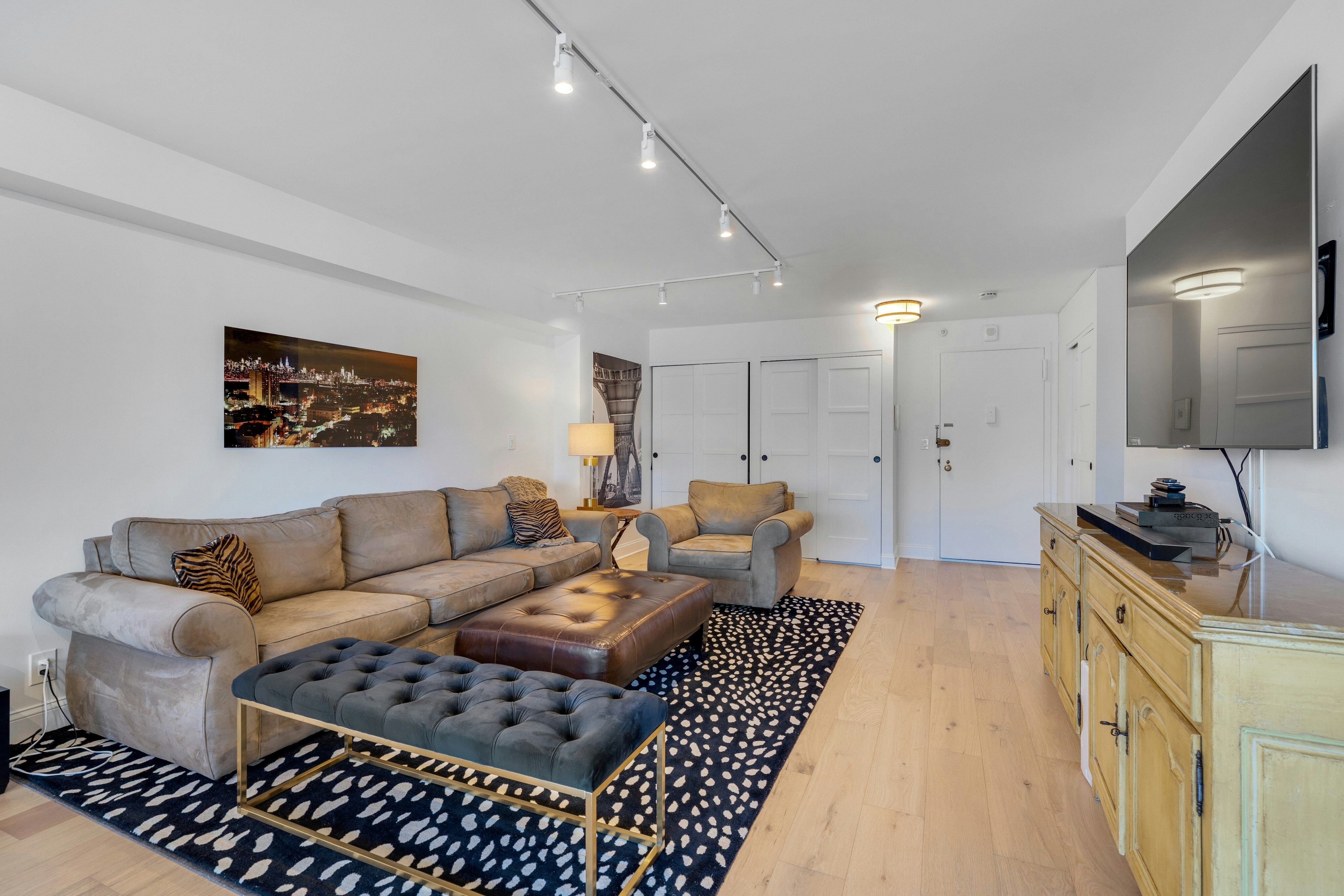 1600 Parker Avenue 1J