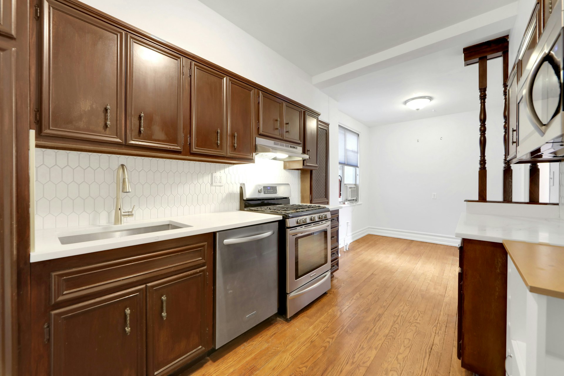 100 East Palisade Avenue A24 
