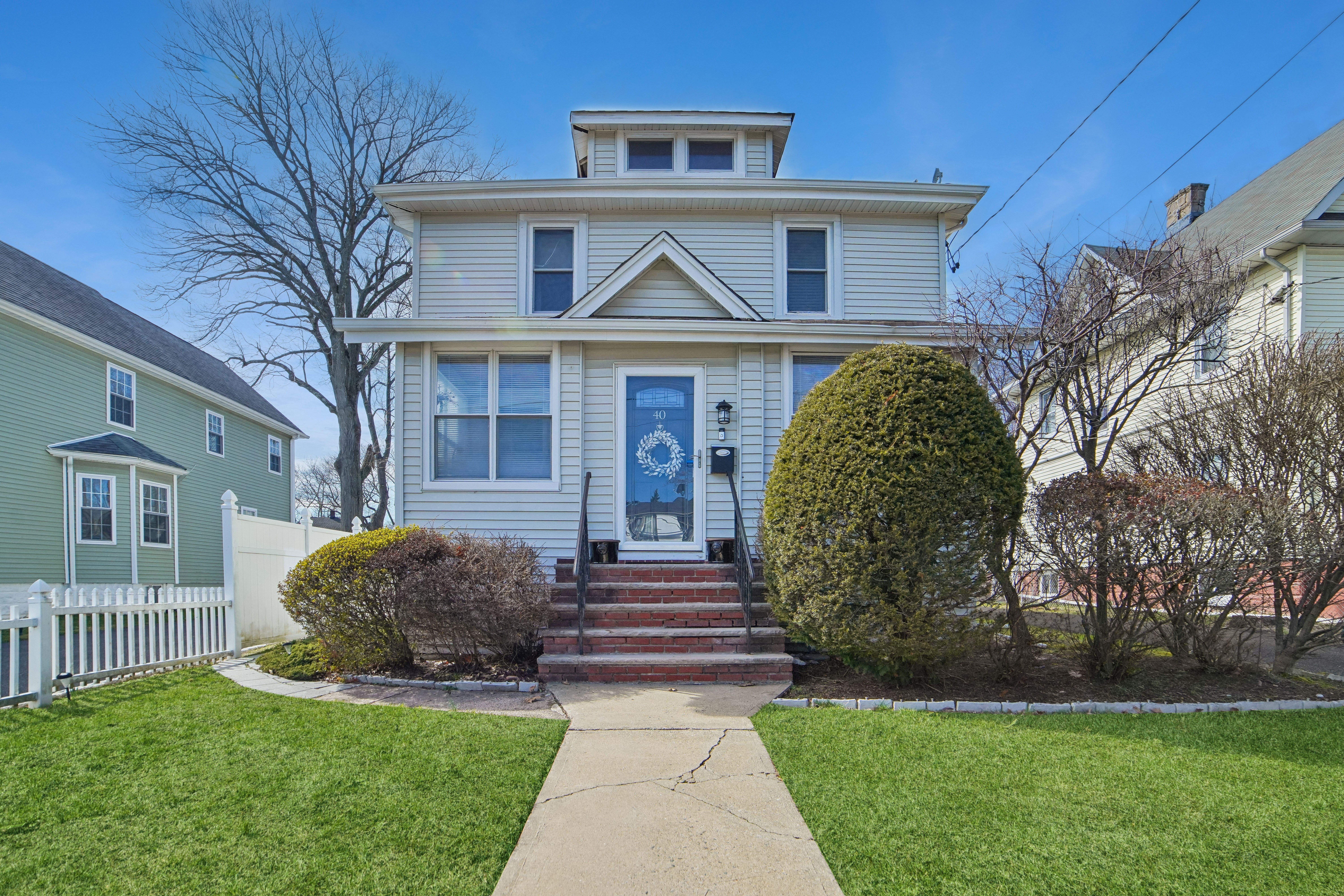 40 Oakland Street 