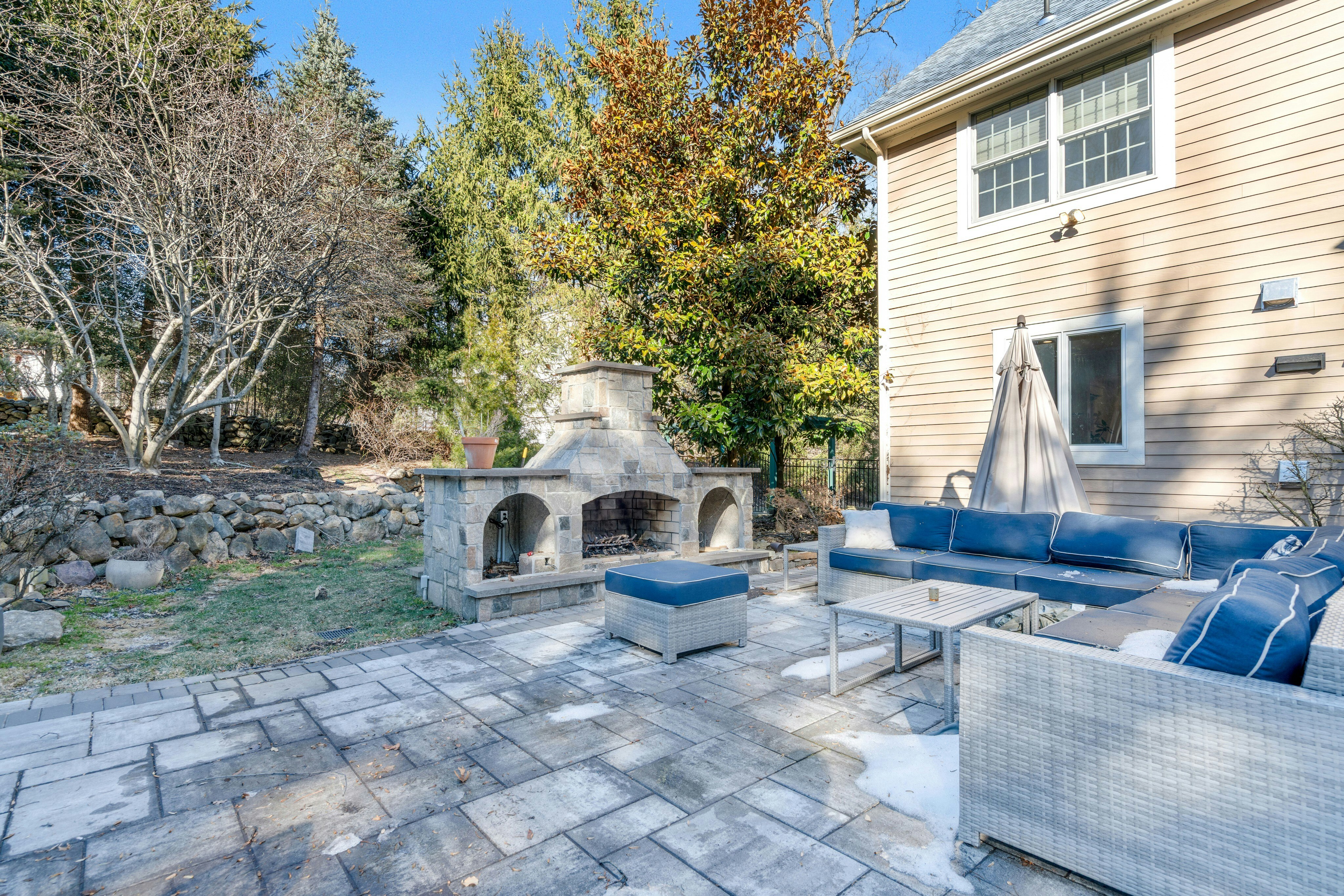 533 West Saddle River Road 