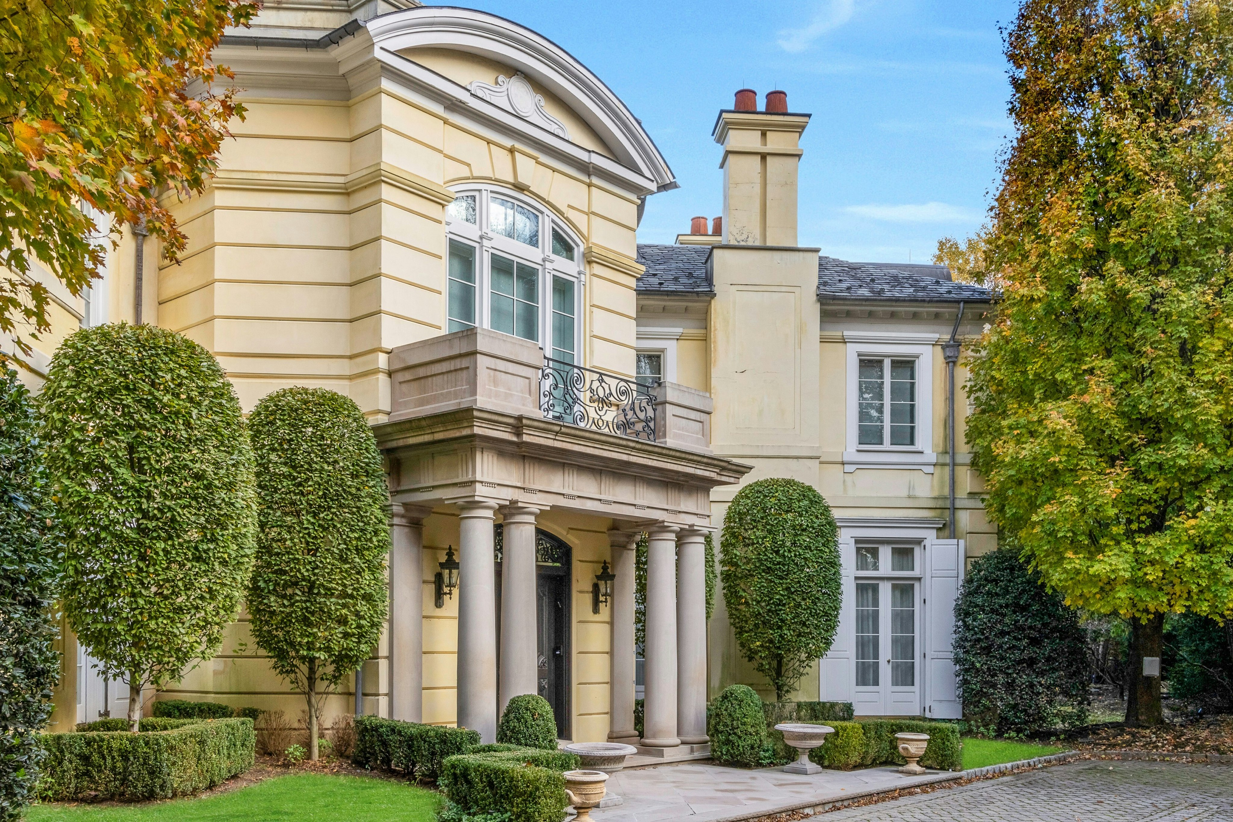 38 Rio Vista Drive 