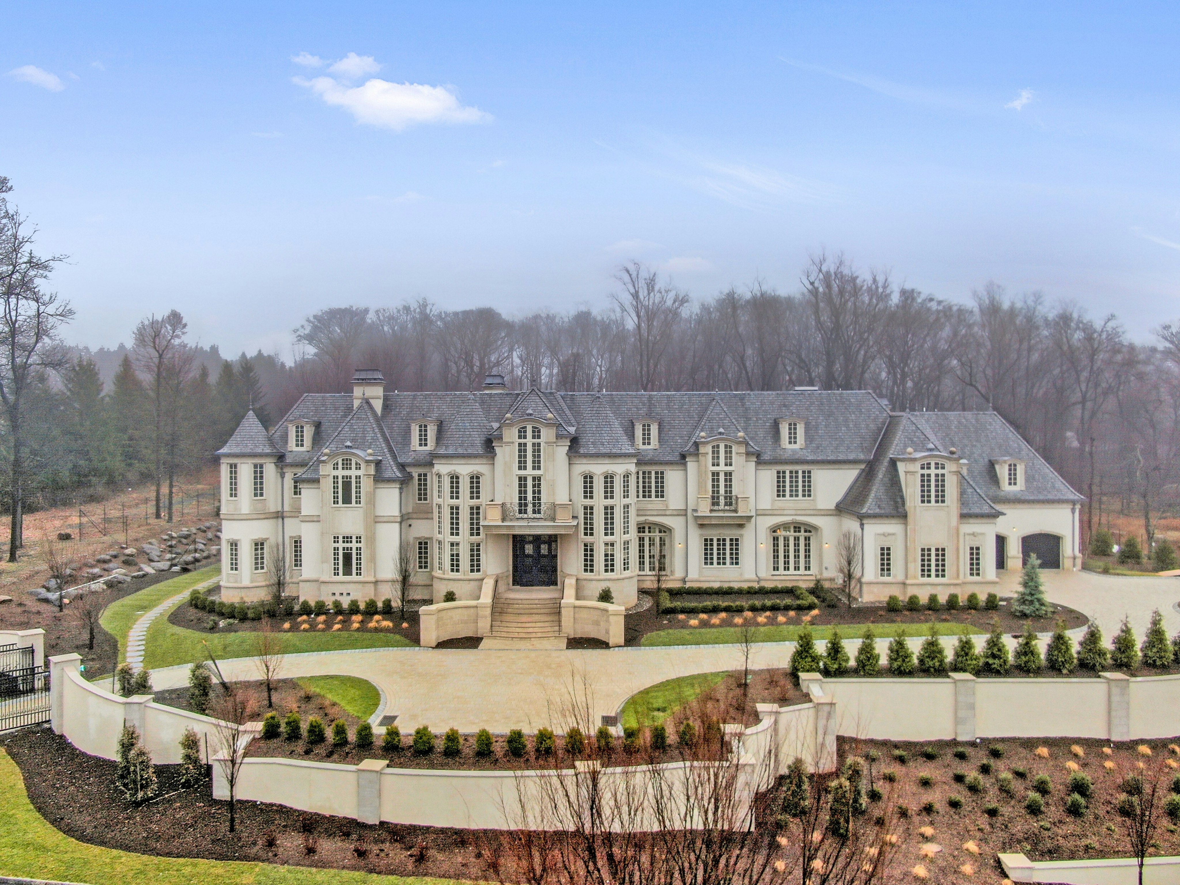 10 Frick Drive 