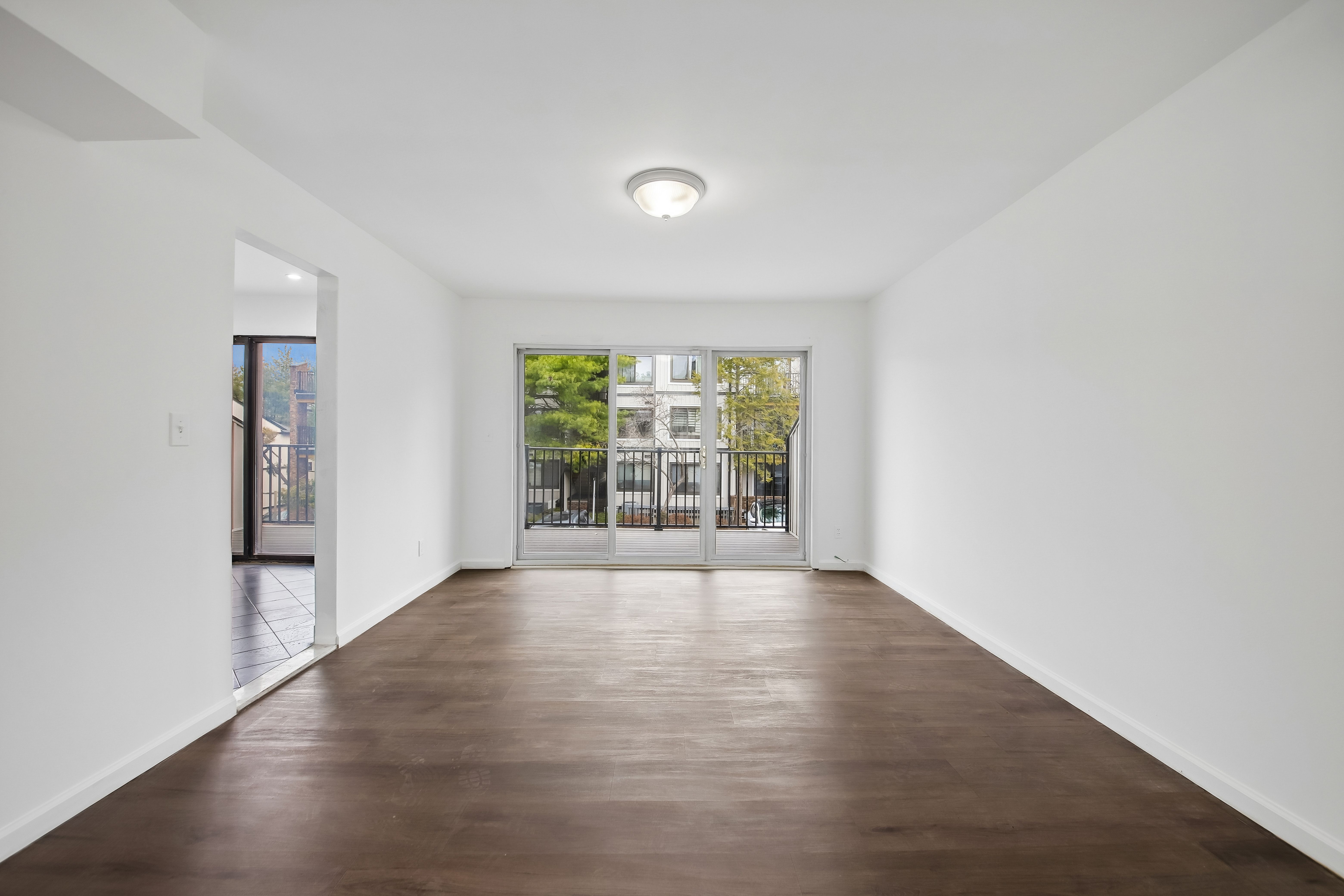 1431 John Street 