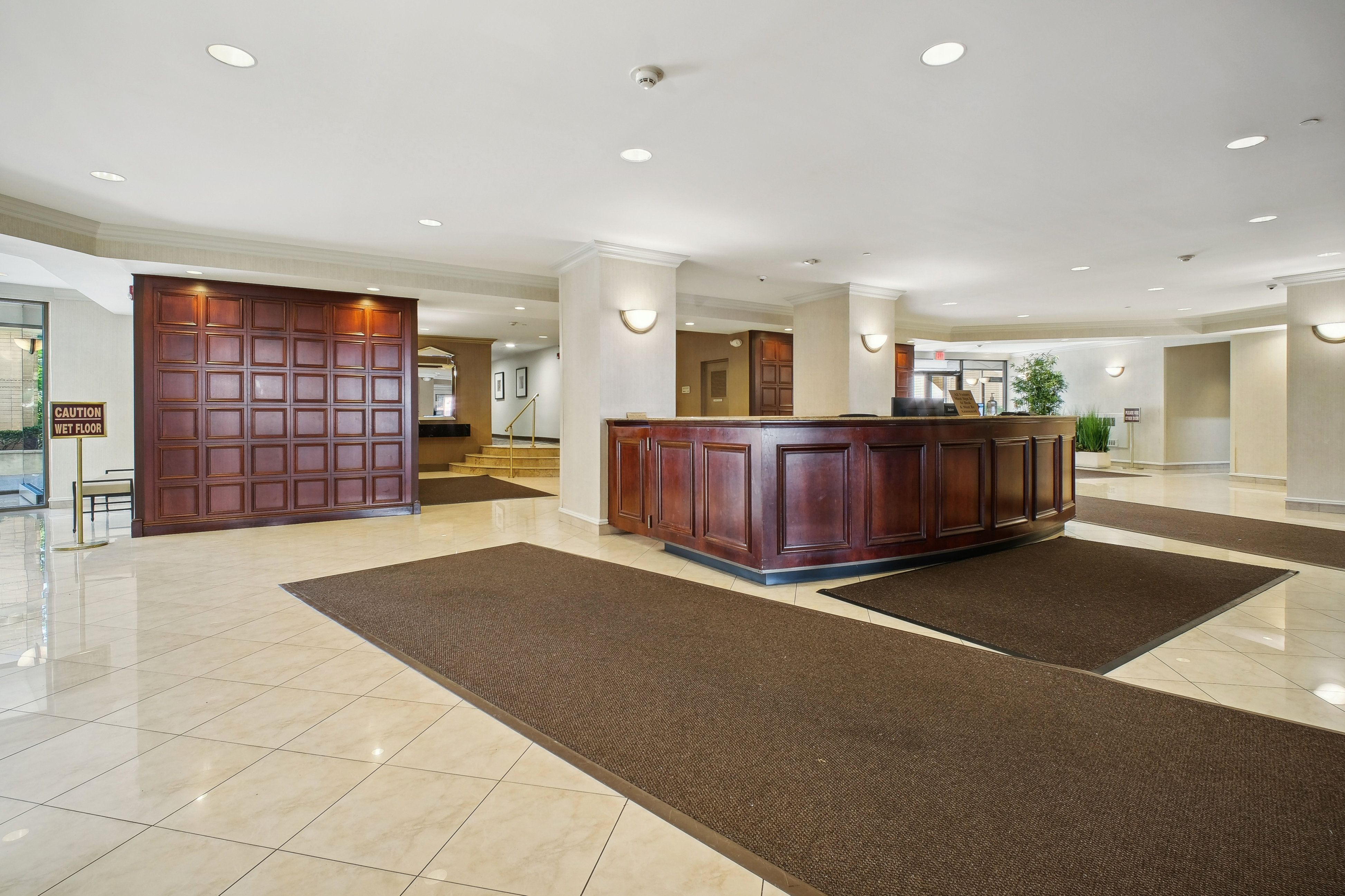 2200 North Central Road #3U