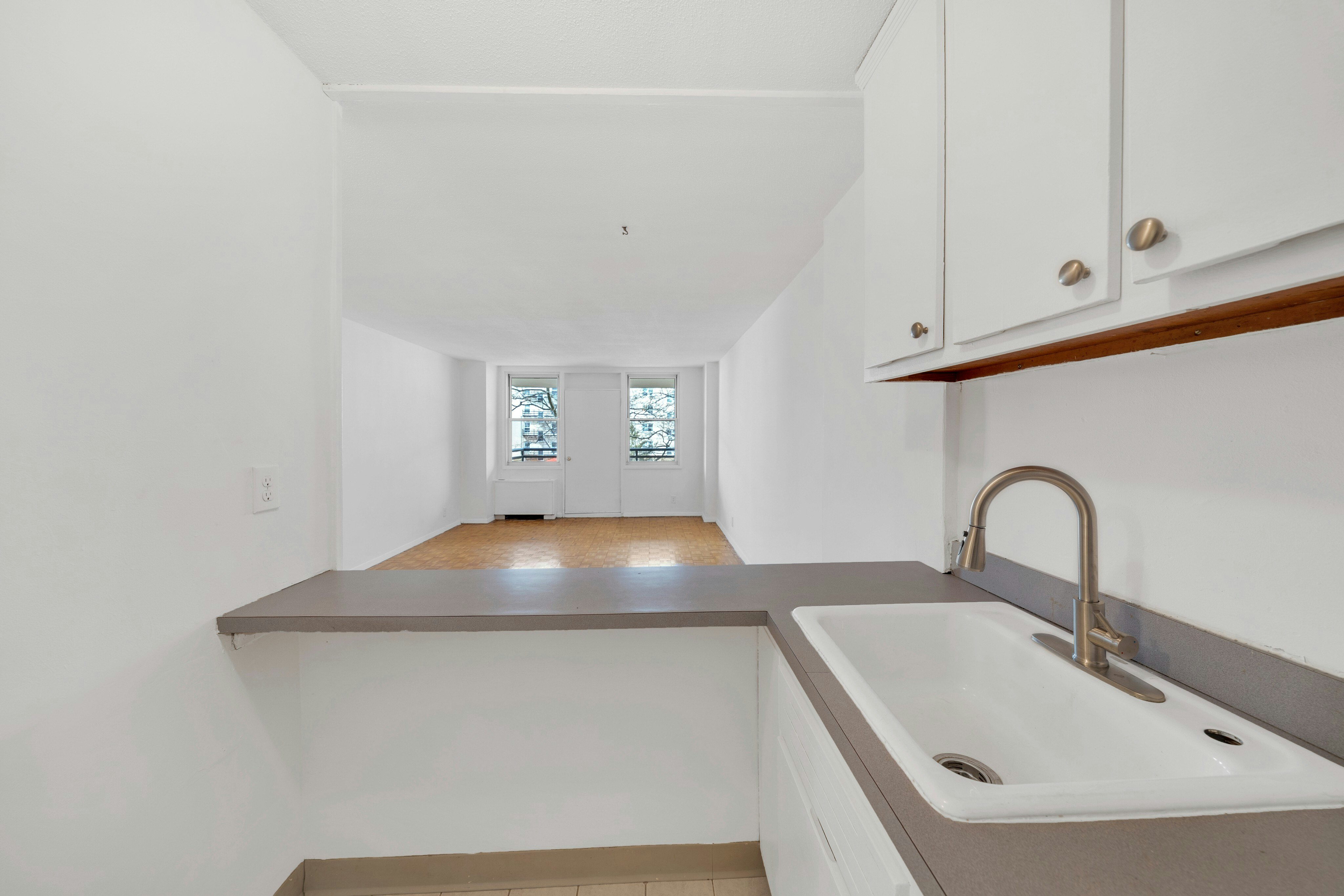 2200 North Central Road #3U