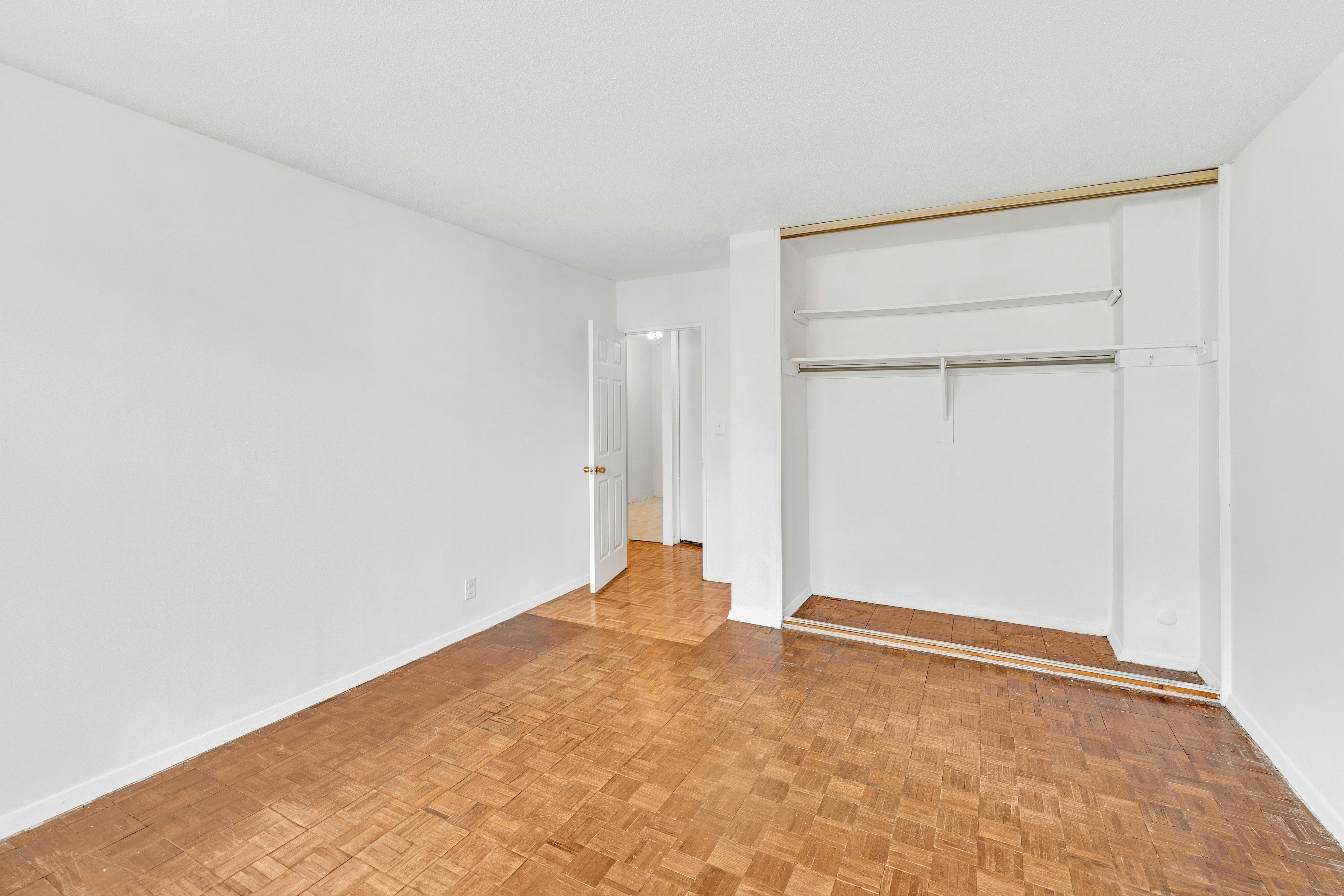 2200 North Central Road #3U