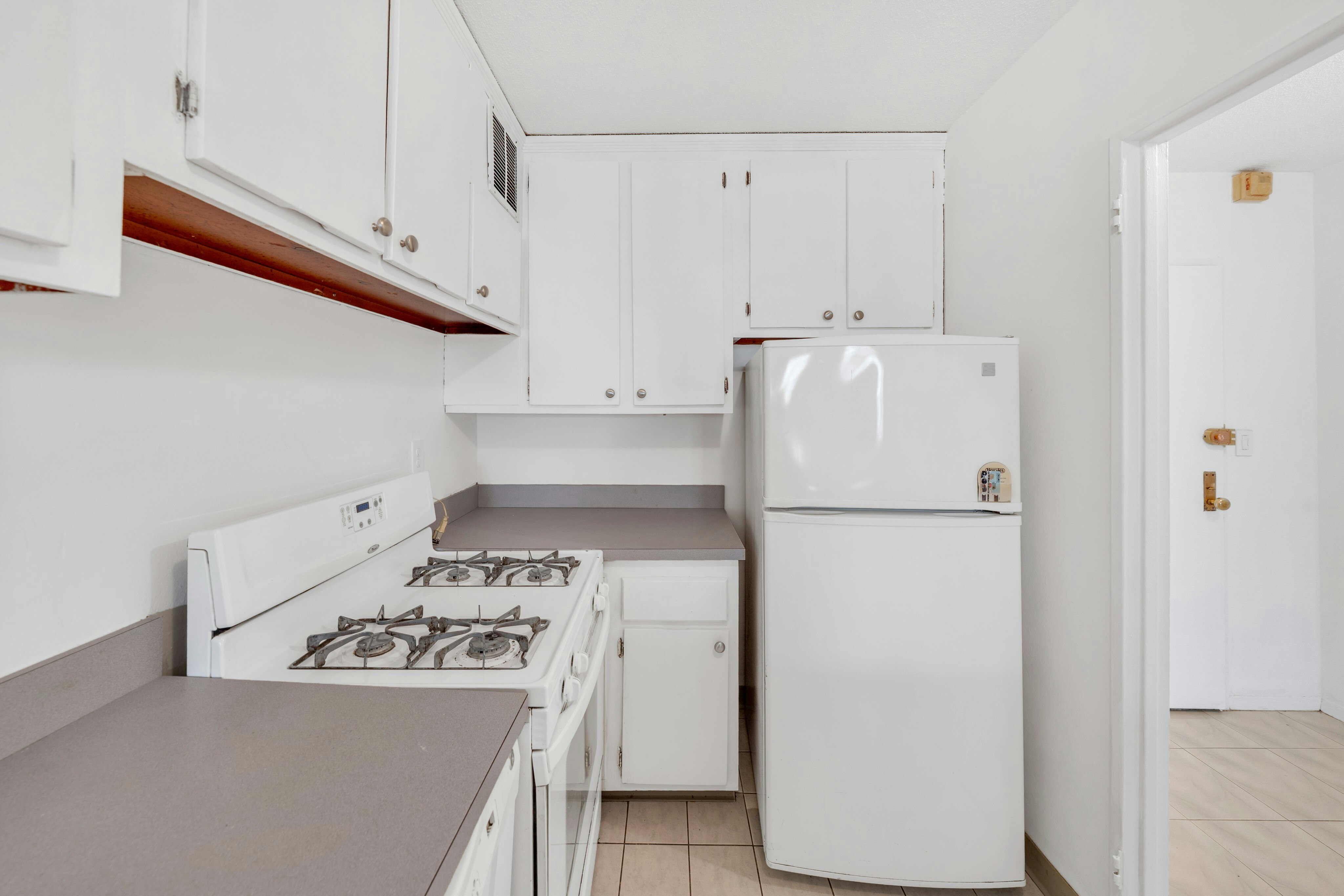 2200 North Central Road #3U