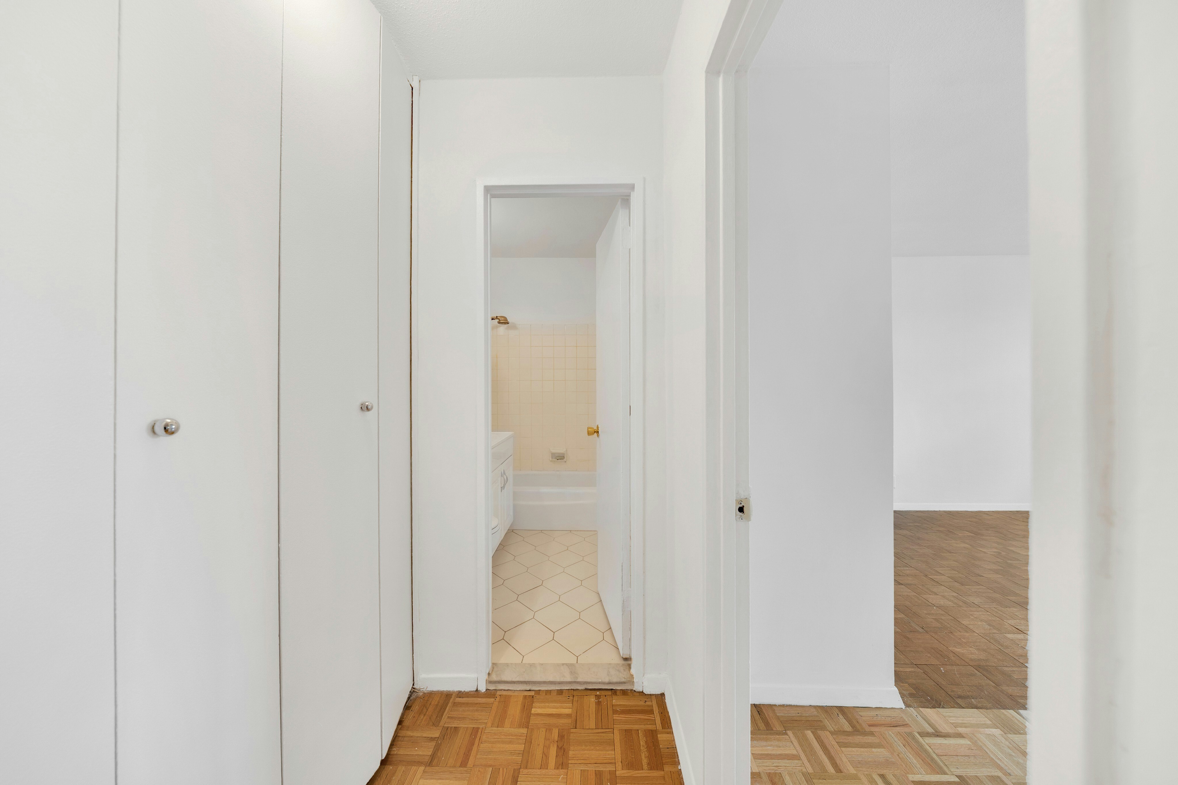 2200 North Central Road #3U