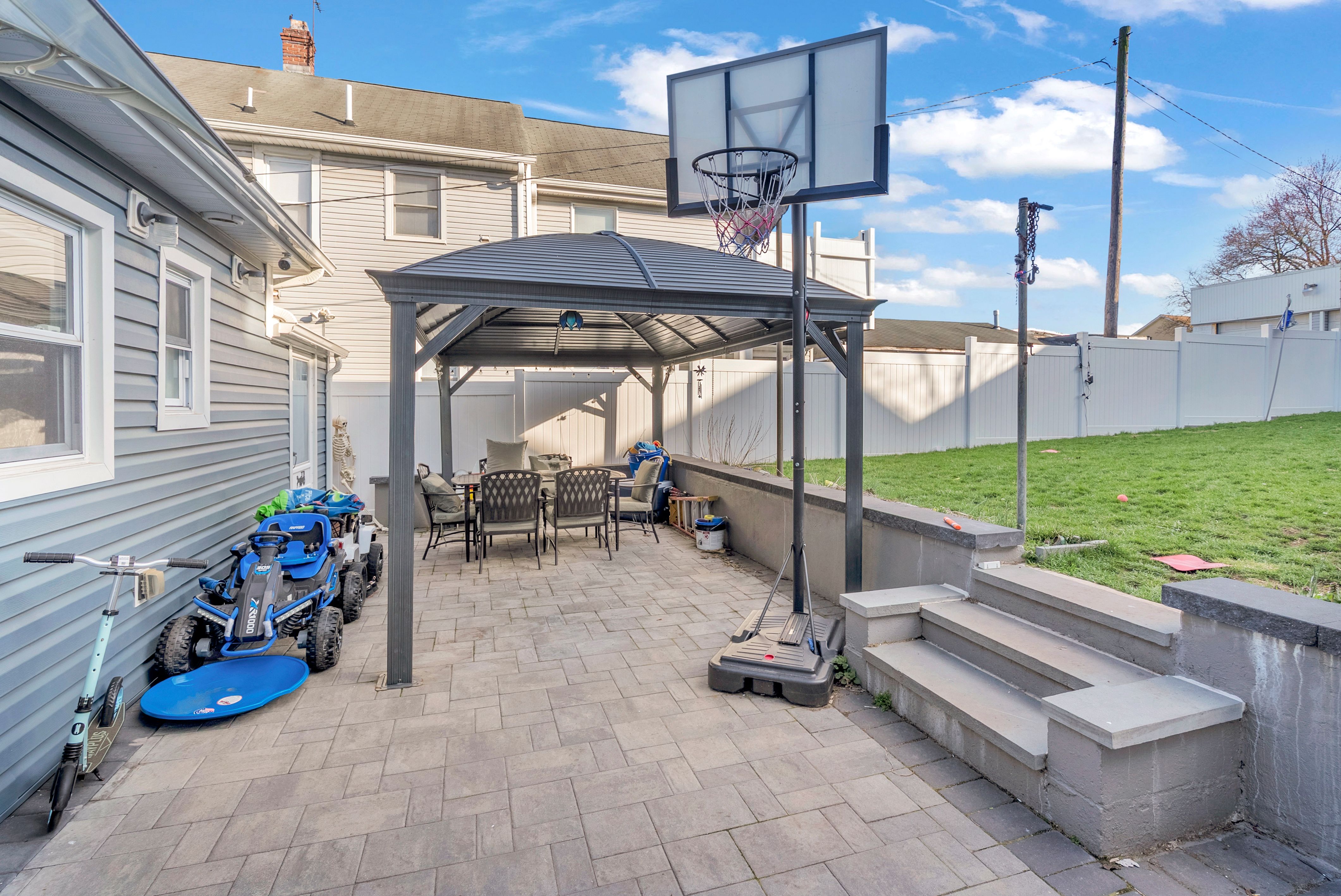 644 Valley Brook Avenue 