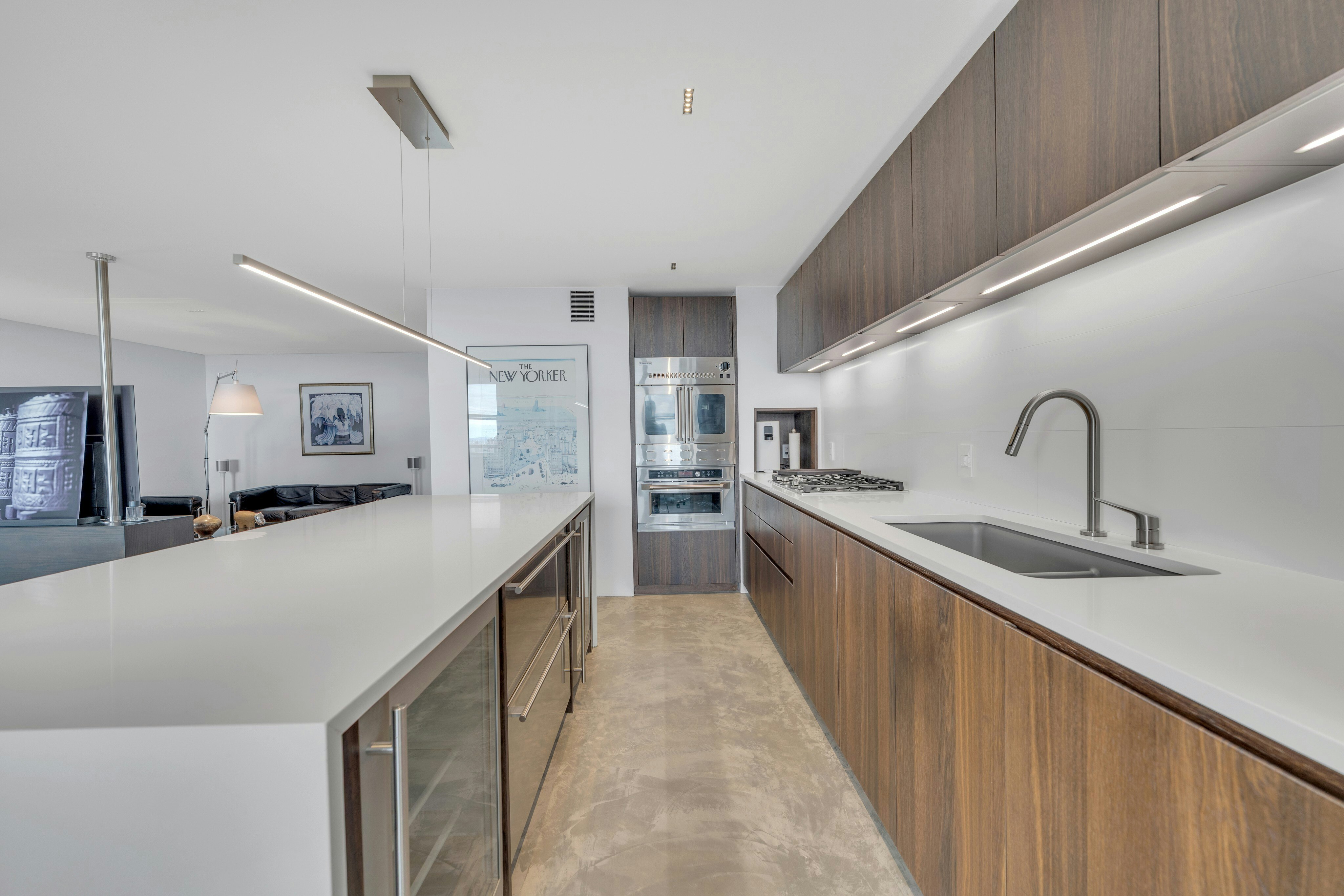 2200 North Central Road 15G