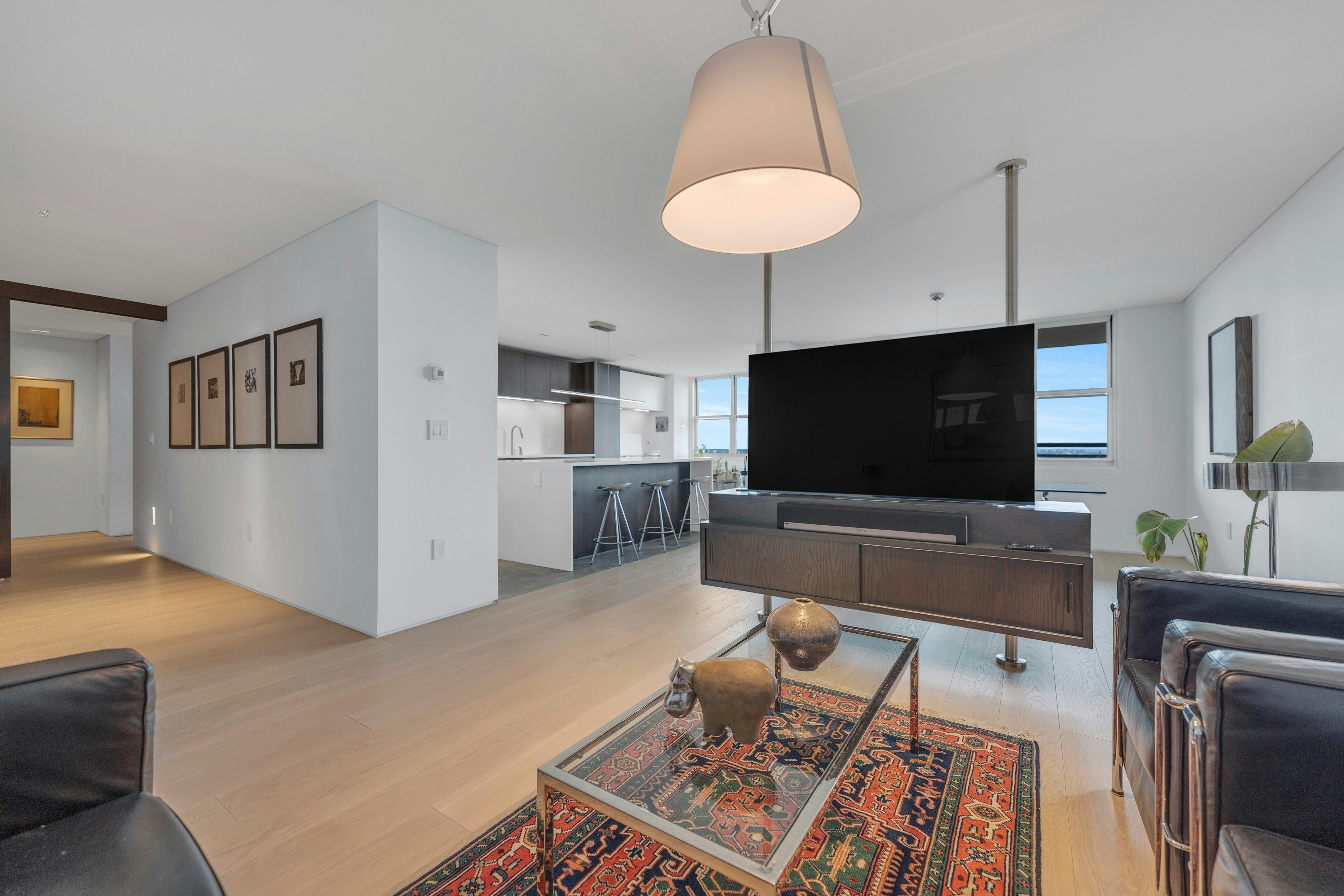 2200 North Central Road 15G