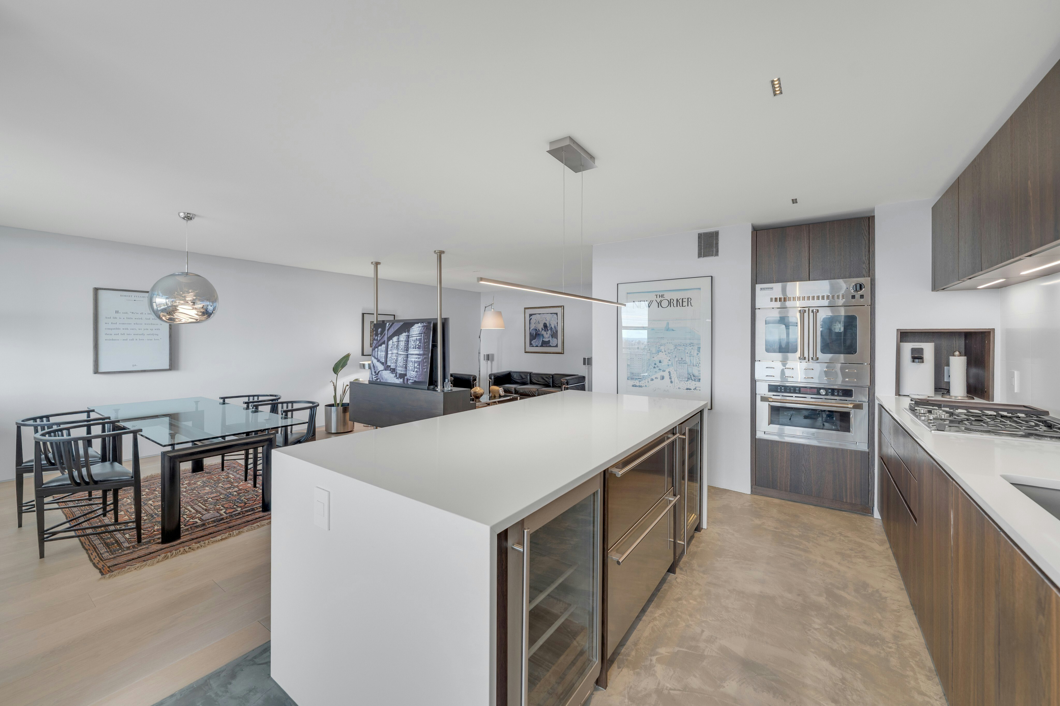 2200 North Central Road 15G
